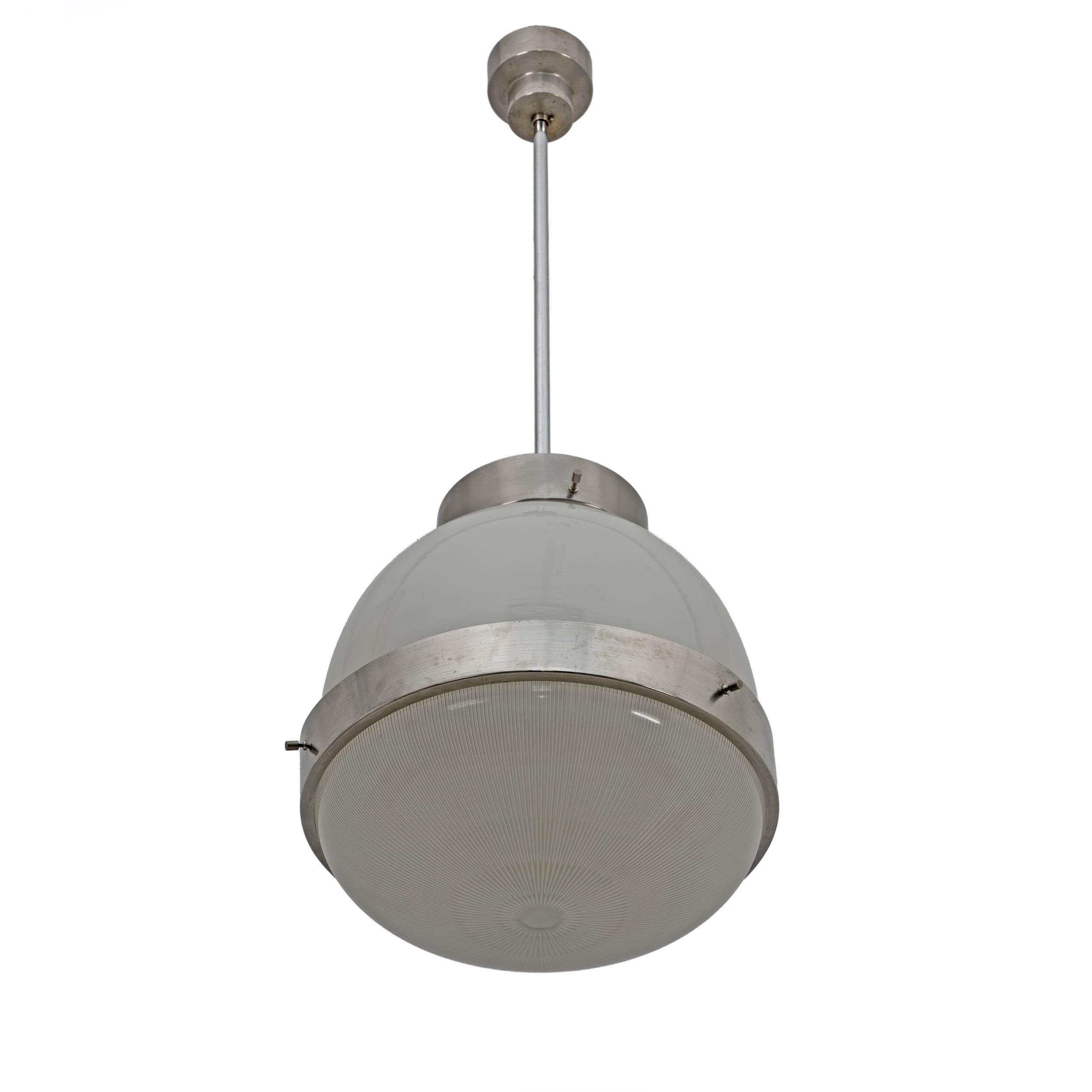 Lampada a sospensione grande 