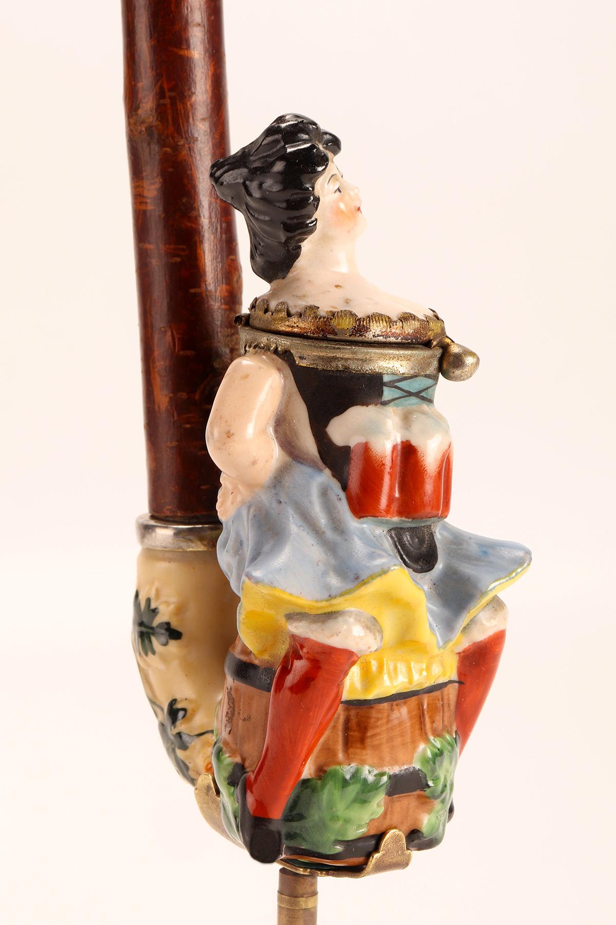 19th Century Big porcelain pipe: a waitress holding mugs of beer, Germany 1880. For Sale