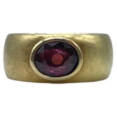 Grande bague puissante pour hommes avec améthyste