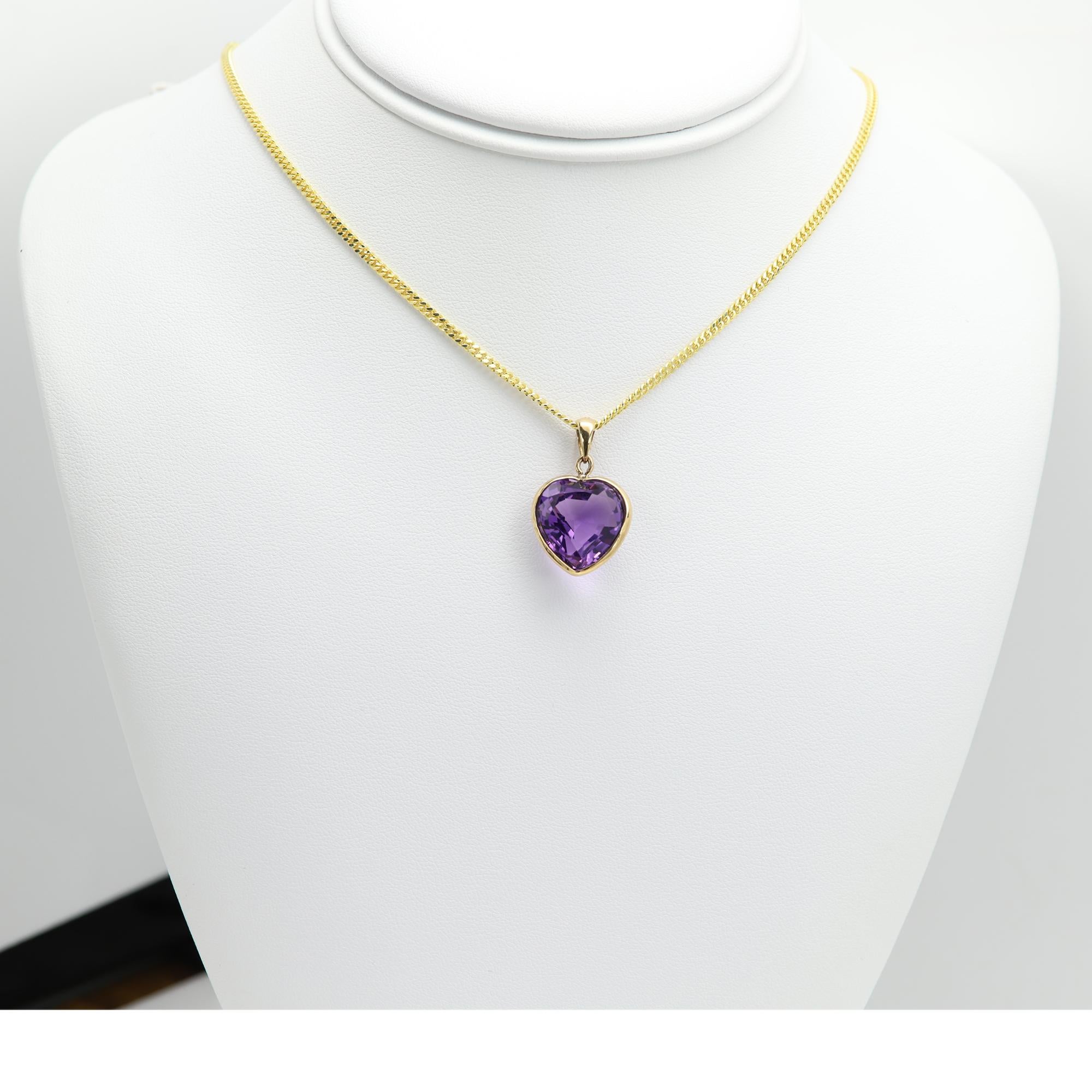 Big Purple Heart Pendant 14 Karat Yellow Gold Amethyst Heart Gemstone 13.6 carat In New Condition For Sale In Brooklyn, NY