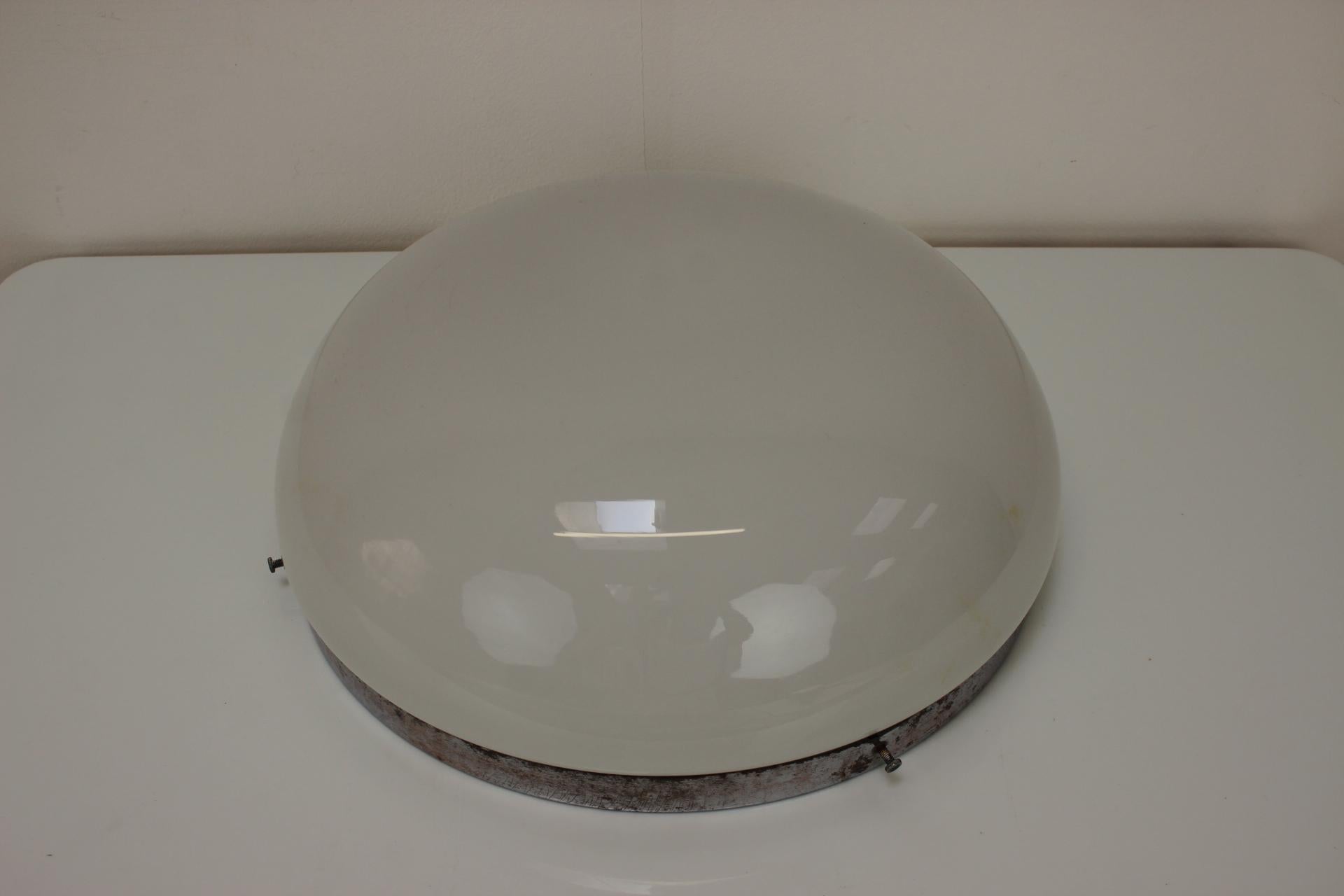 Gran Lámpara Rara de Techo o Pared Bauhaus, Años 40, Alemania en Bueno estado para la venta en Praha, CZ