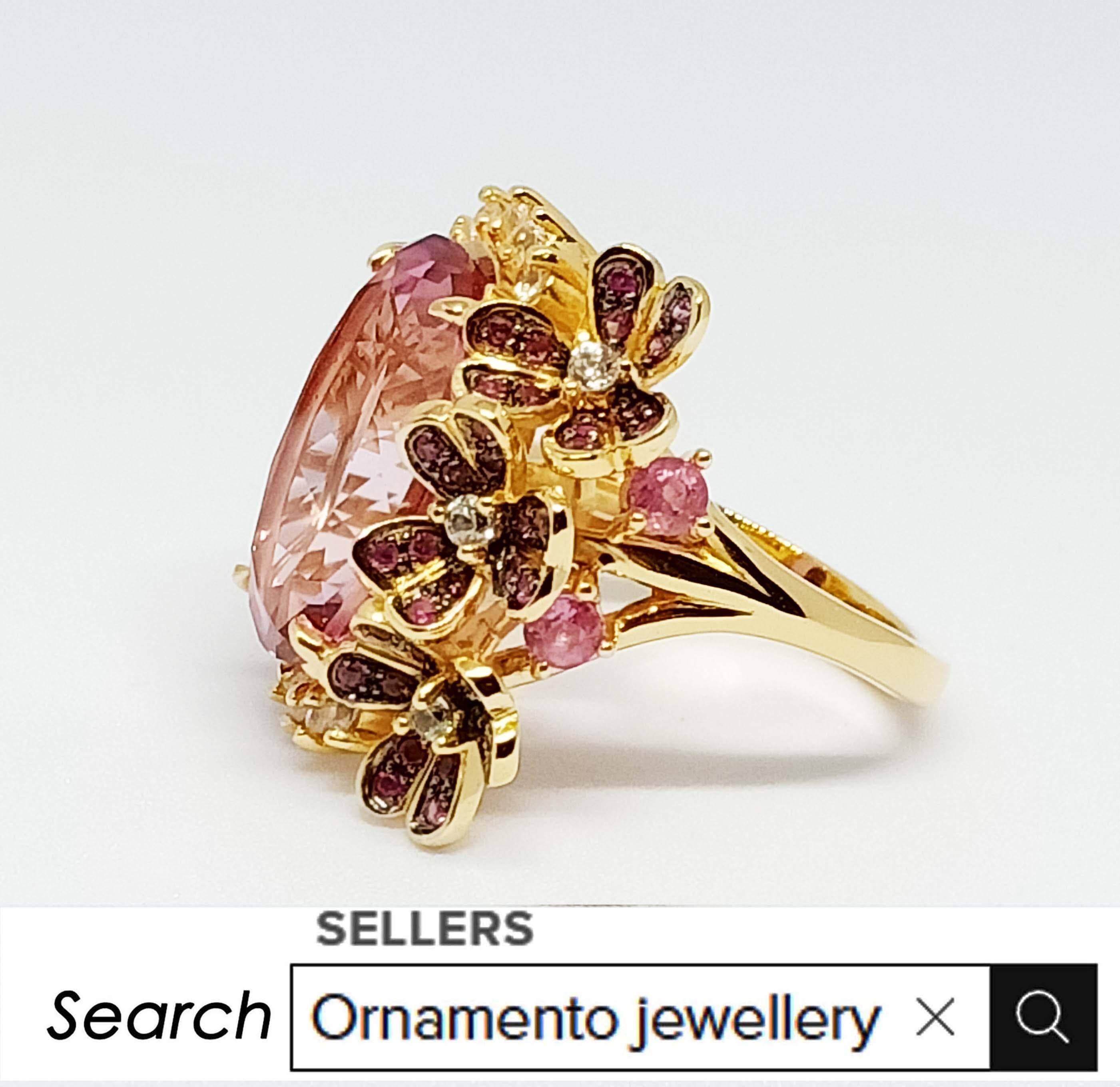 (Anello grande) Topazio rosa (14,92 carati) placcato oro 18 carati su argento sterling In condizioni Nuovo in vendita a Bangkok, TH