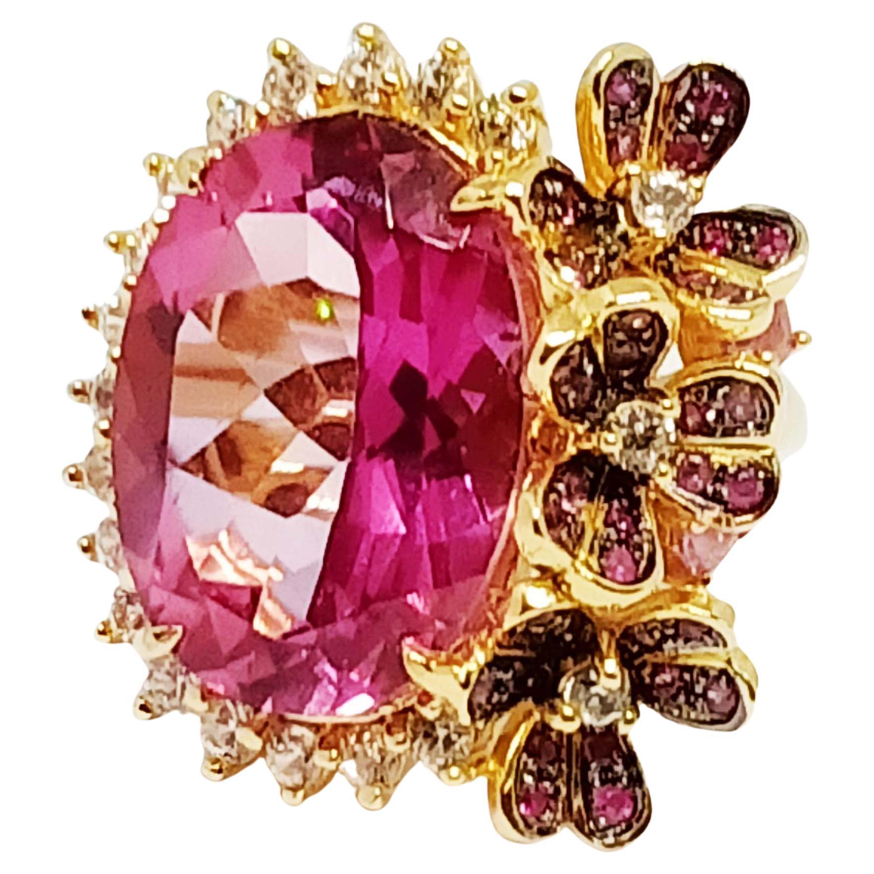 (Big Ring)
Pink topaz Oval 18x13 mm (14.92cts) 
Pink sappire pave setting size1.3 mm. 36 pcs. and Black rhodium
White zircon size 2 mm. 20 pcs.
18K gold plated on Sterling Silver

Search sellers storesfront ( ornamento jewellery )
