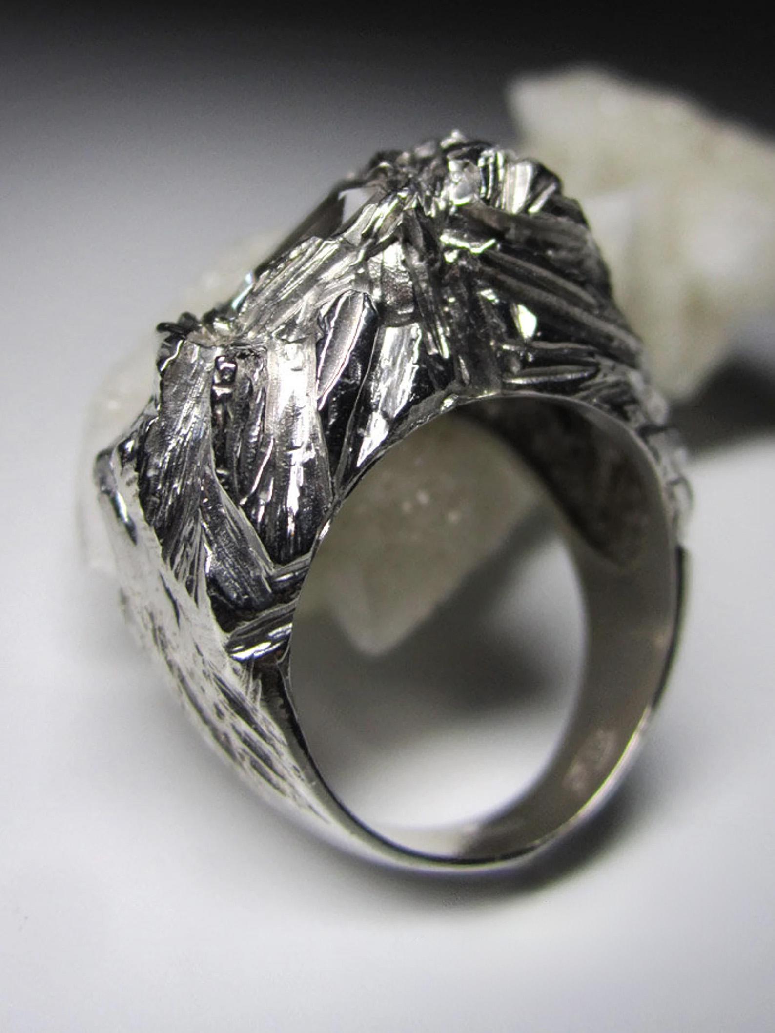 Anello d'argento con cristallo di rocca grande, taglio quadrato e fantasia, regalo di pietra preziosa In condizioni Nuovo in vendita a Berlin, DE