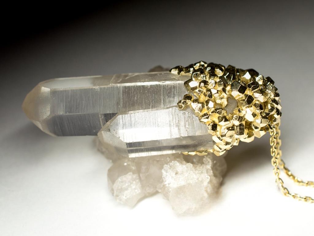 Artisan Big Rock Crystal Yellow Gold Pendant Magic Power Uncut Gem Clear Quartz  For Sale