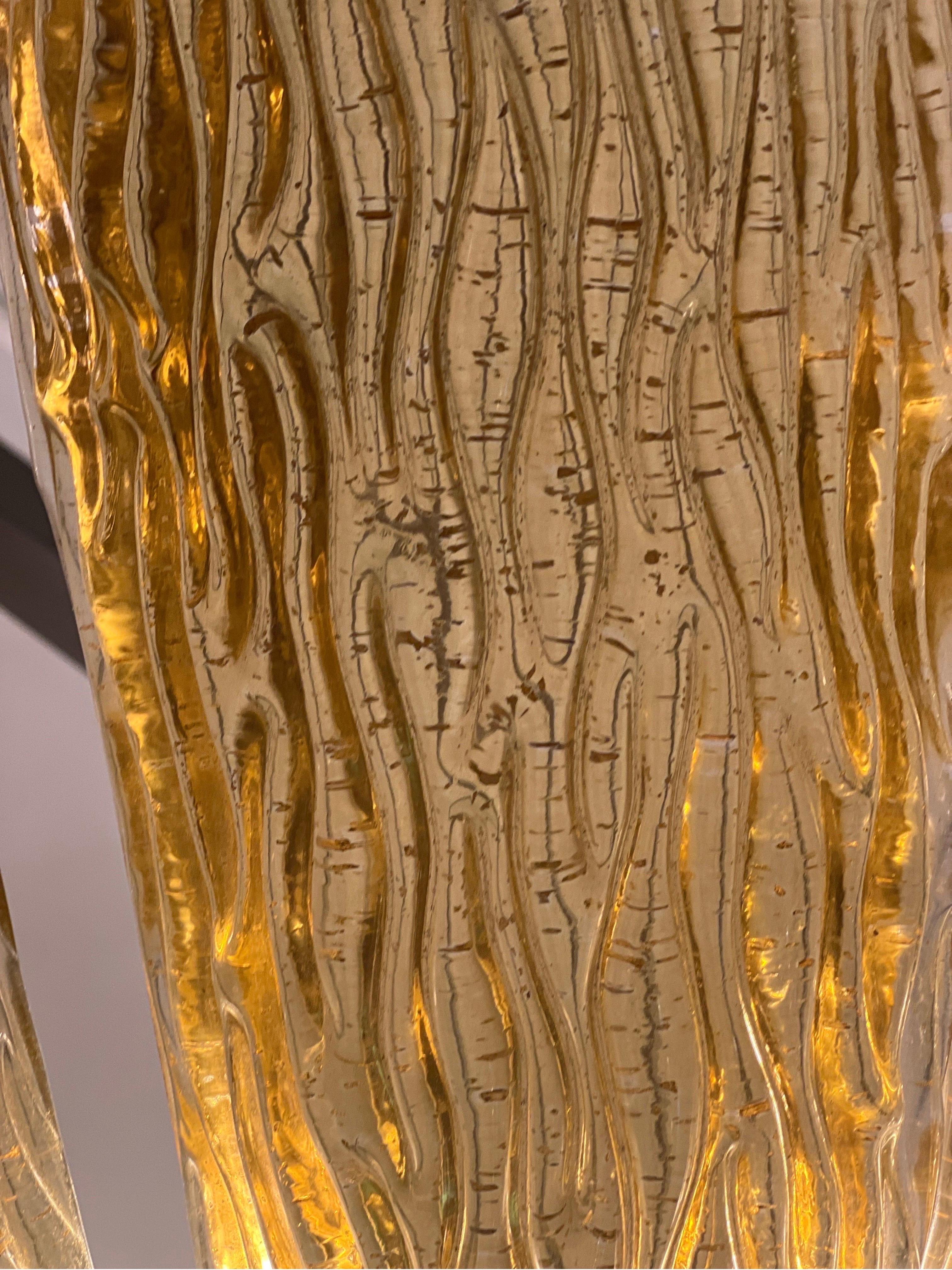 Grande lampadario rotondo in vetro di Murano e ottone color ambra, 1950 in vendita 9