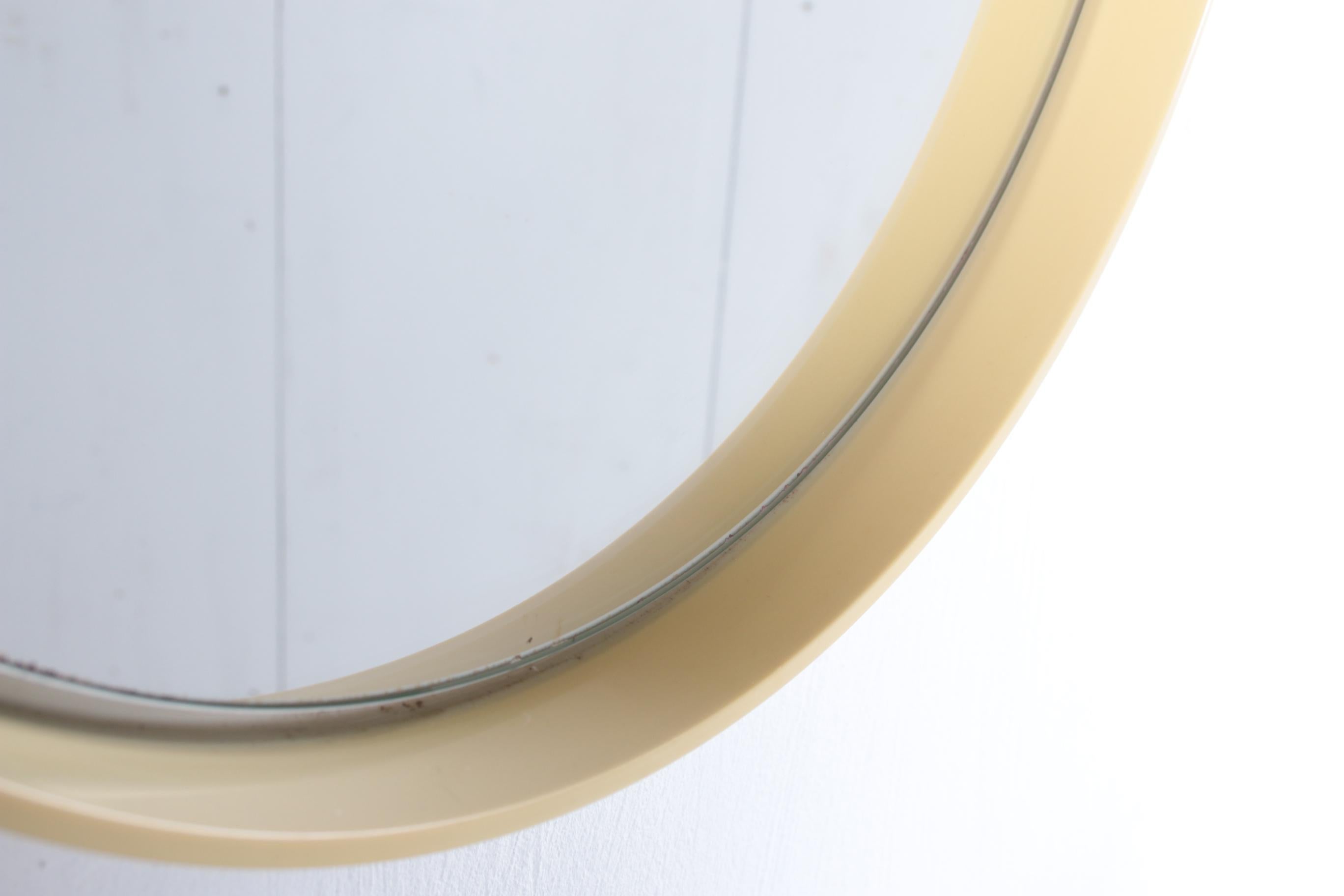 20th Century Big Round Creme Wall Mirror with Plastic Edge 1960 For Sale