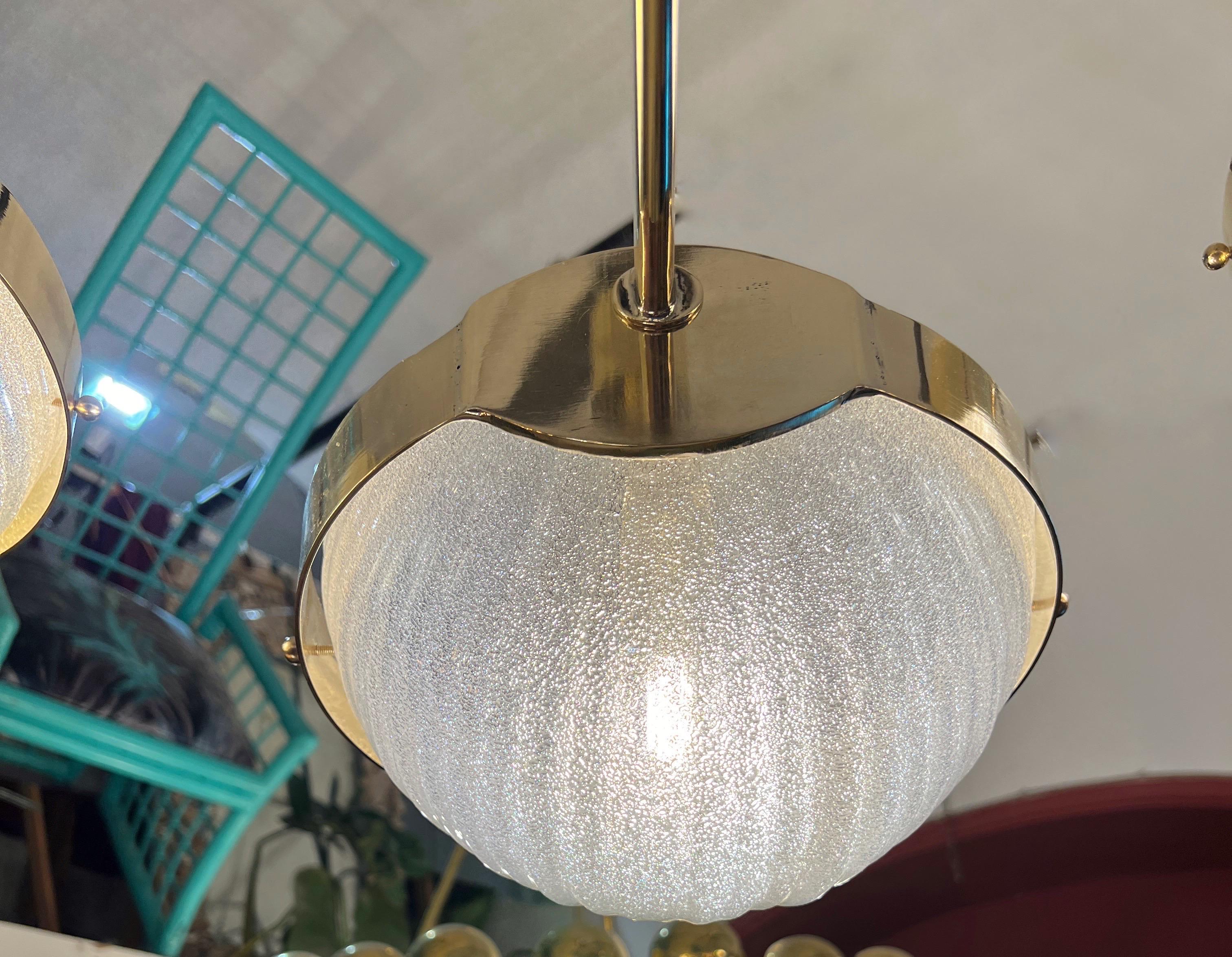 Big Round Murano Clear Glass and Staggered Brass Arms Chandelier 1970 For Sale 3