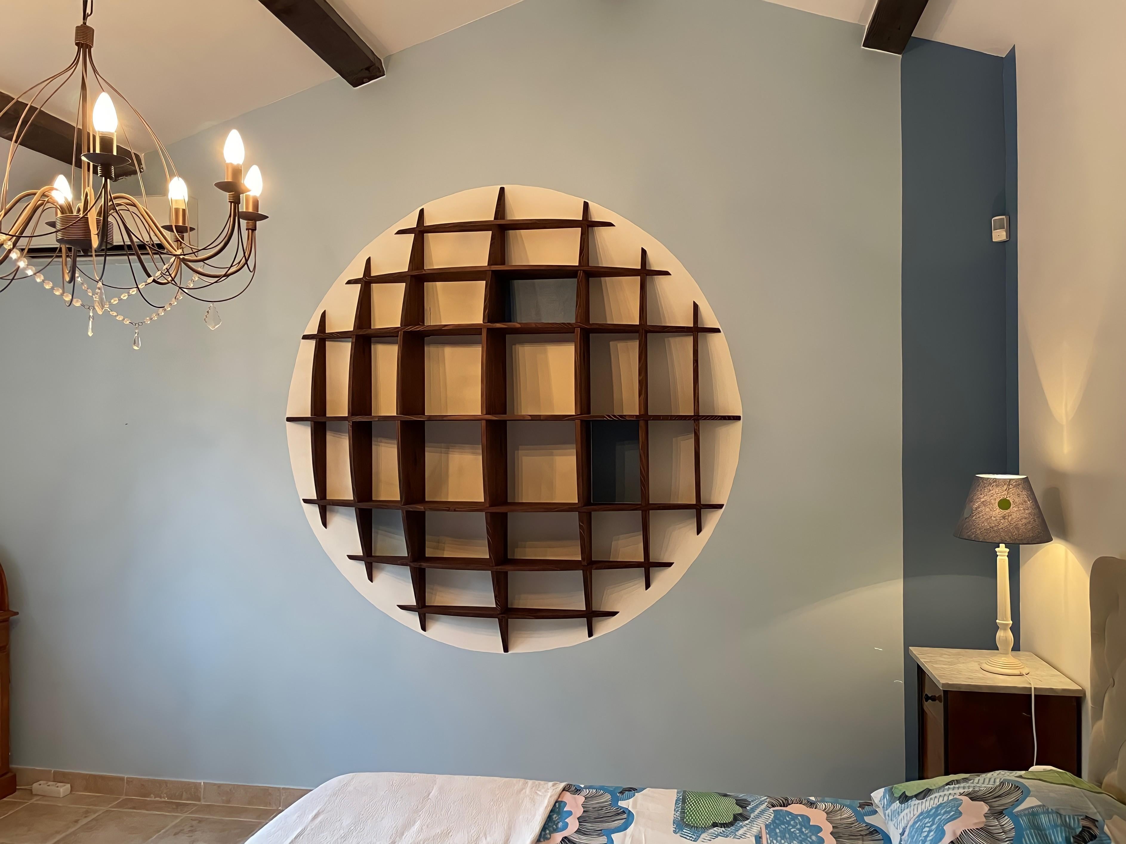 Big round pine shelves by David Renault
Dimensions: D 180 cm
Materials: pine wood
Available in other wood shades and sizes.

Shelves made of solid pine from eco-responsible forests, because it is a fairly light but resistant for a piece of