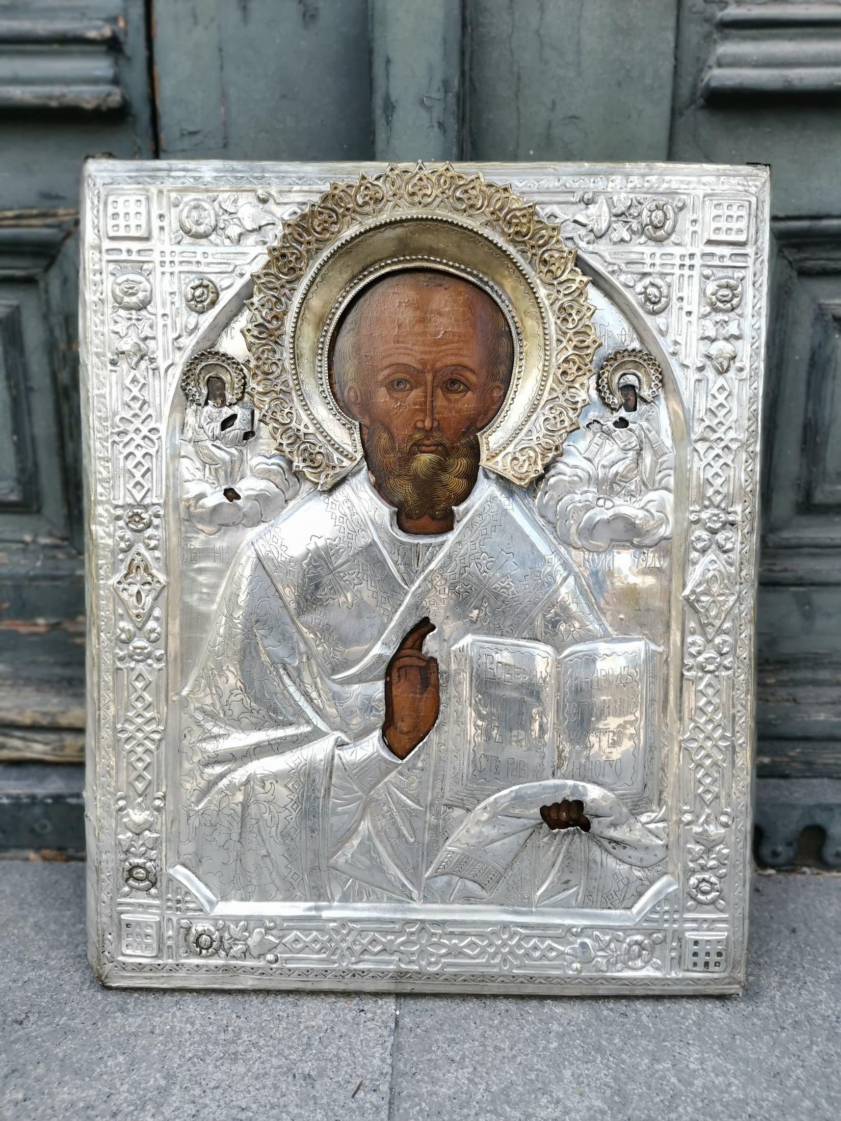 Big Russian Icon 19th Century
Good condition 
Measures: 54 x 42 cm 
Good condition.