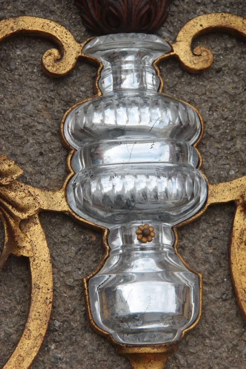 Big sconce crystal and mretal golden,
solid hand-carved metal with gilding and lacquering , French manufacture with Baccarat crystals.