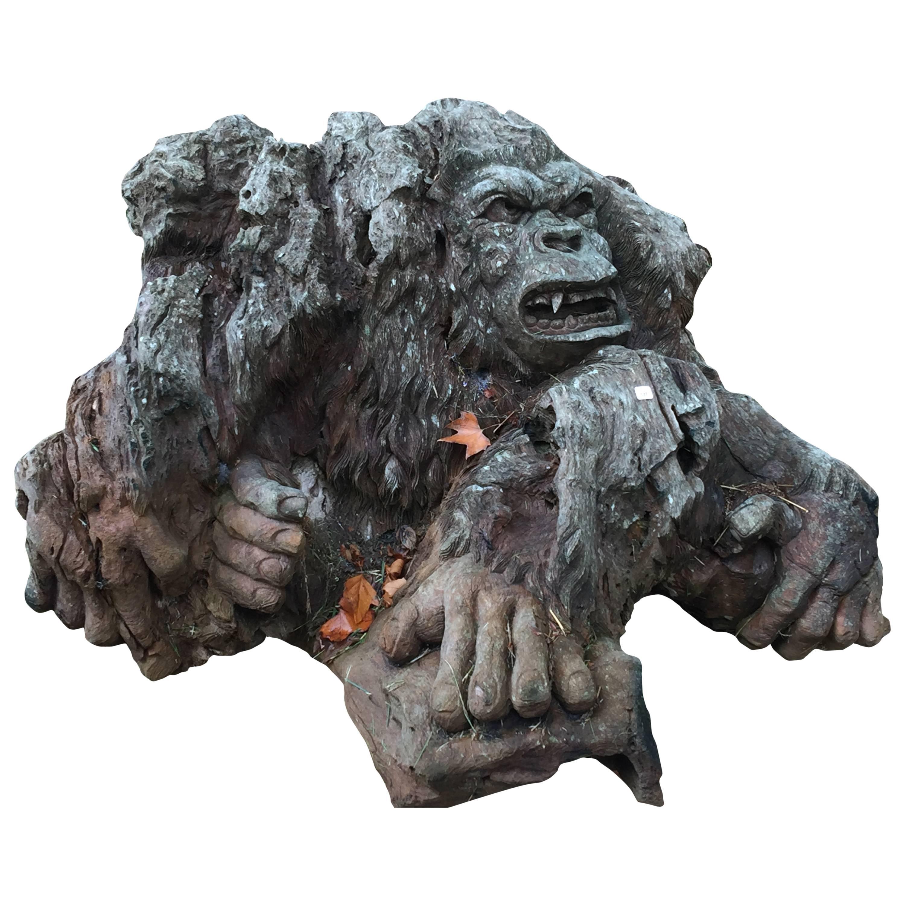 Big Sculpted Wood Monkey, Beginning 20th Century European Work In Good Condition For Sale In Saint-Ouen, FR