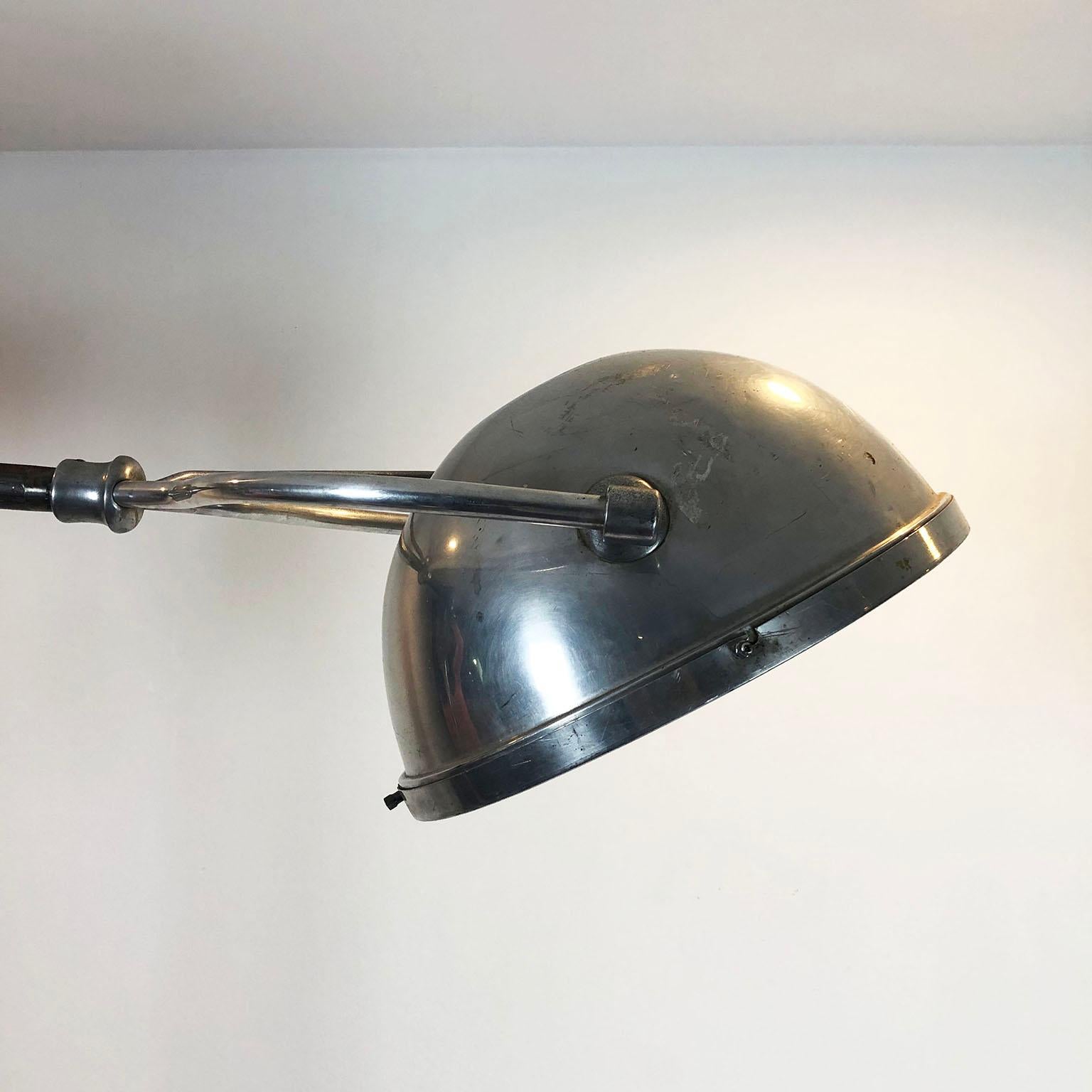 Industrial Big Size Hospital Surgery Lamp by the Ohio Chemical & Mfg. Co. For Sale