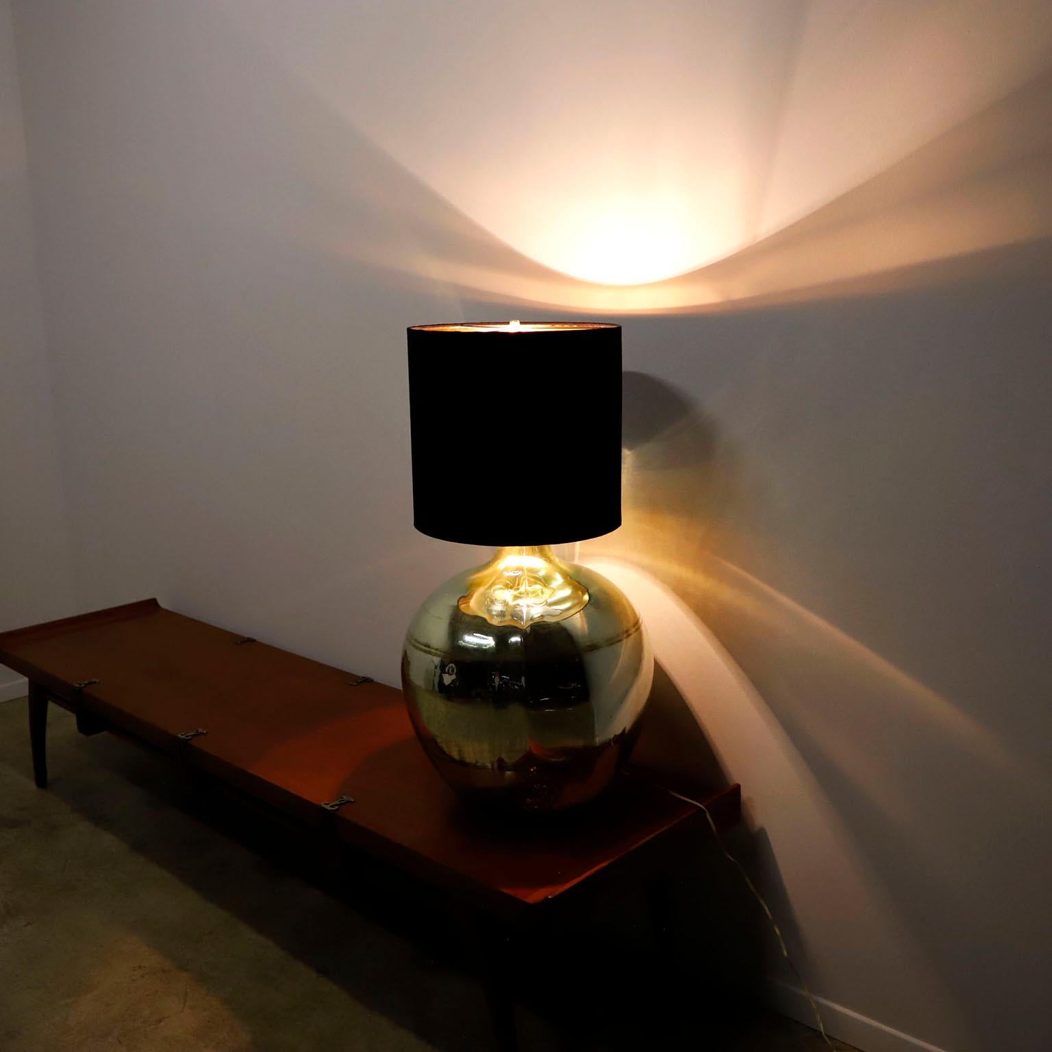 Mid-Century moderno Lampada da tavolo in vetro di mercurio del modernismo messicano di grandi dimensioni in vendita