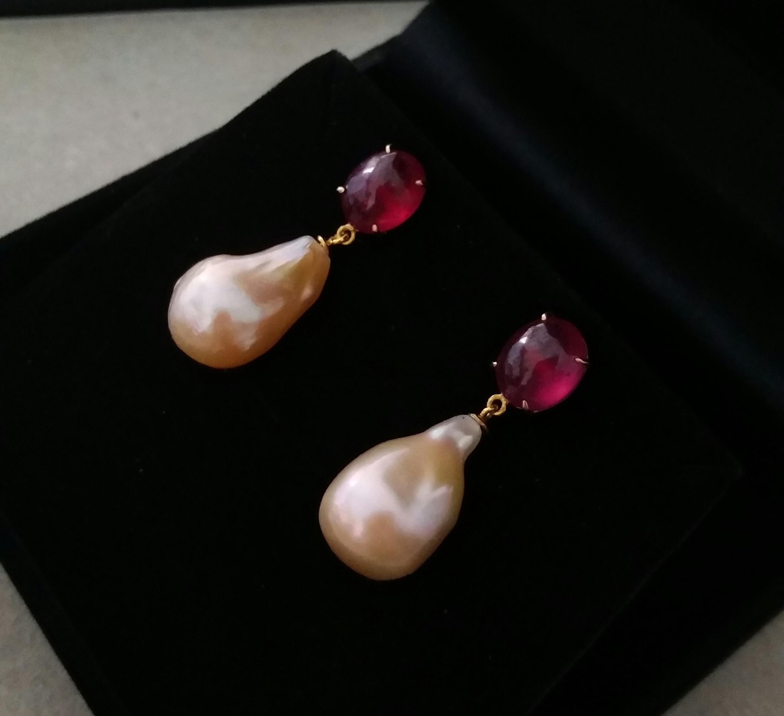 Contemporary Big Size Pear Shape Cream Color Pearls Oval Ruby Cabochon 14 Karat Gold Earrings