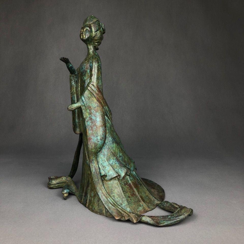 Statua della bellezza di Zhao Jun in bronzo vintage di grandi dimensioni dalla Cina Statua originale In condizioni discrete in vendita a 景德镇市, CN