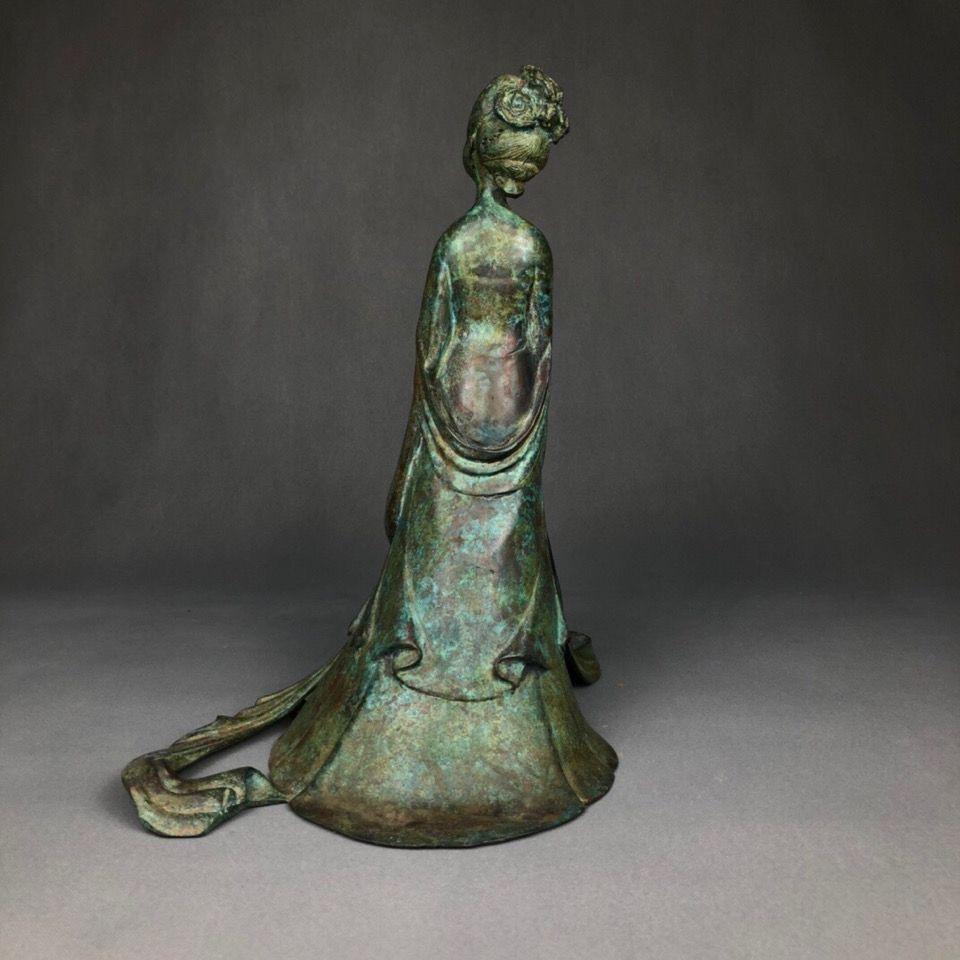 Bronzo Statua della bellezza di Zhao Jun in bronzo vintage di grandi dimensioni dalla Cina Statua originale in vendita