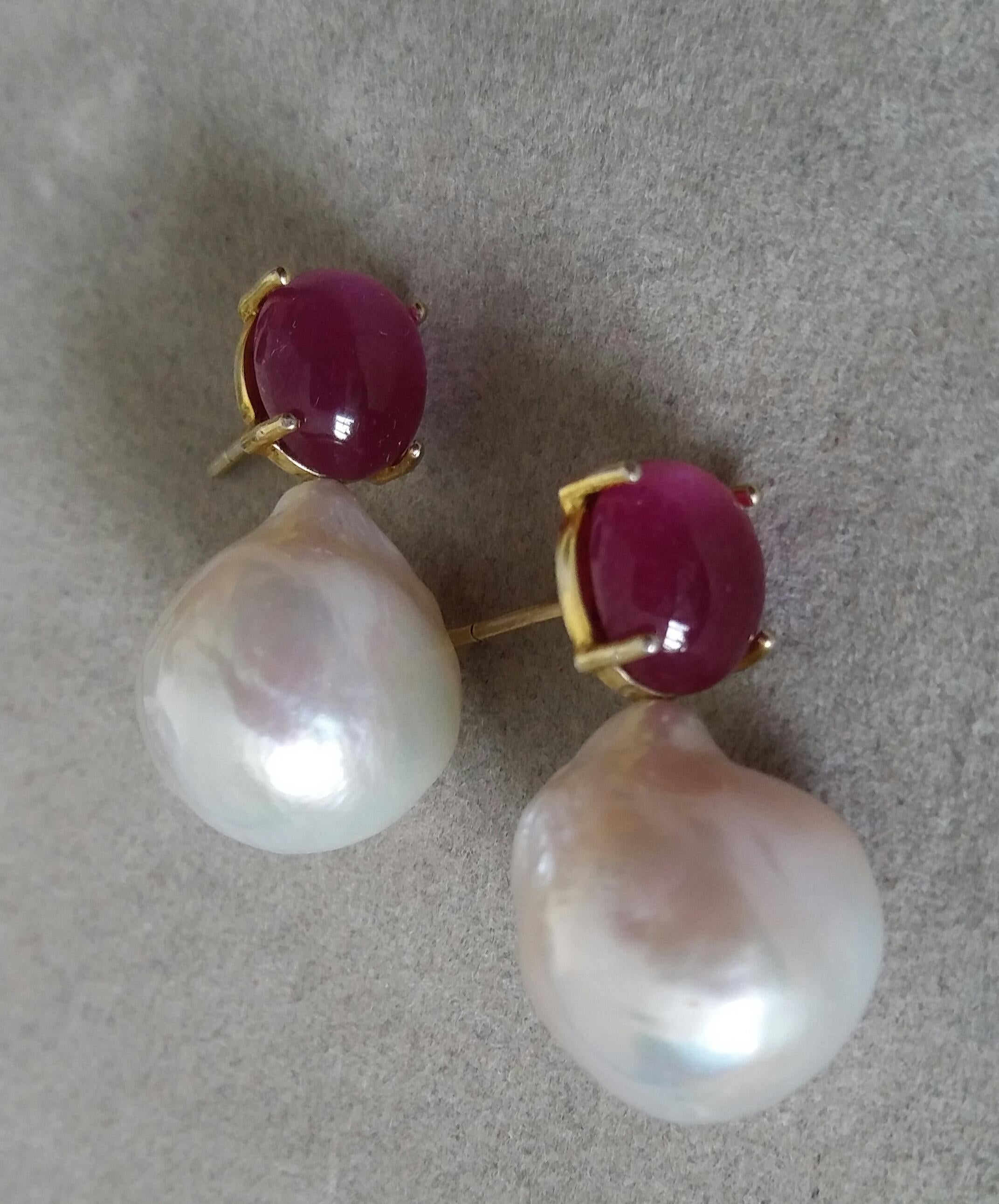Big Size White Baroque Pearls Oval Ruby Cabochon 14 Carat Yellow Gold Earrings For Sale 1
