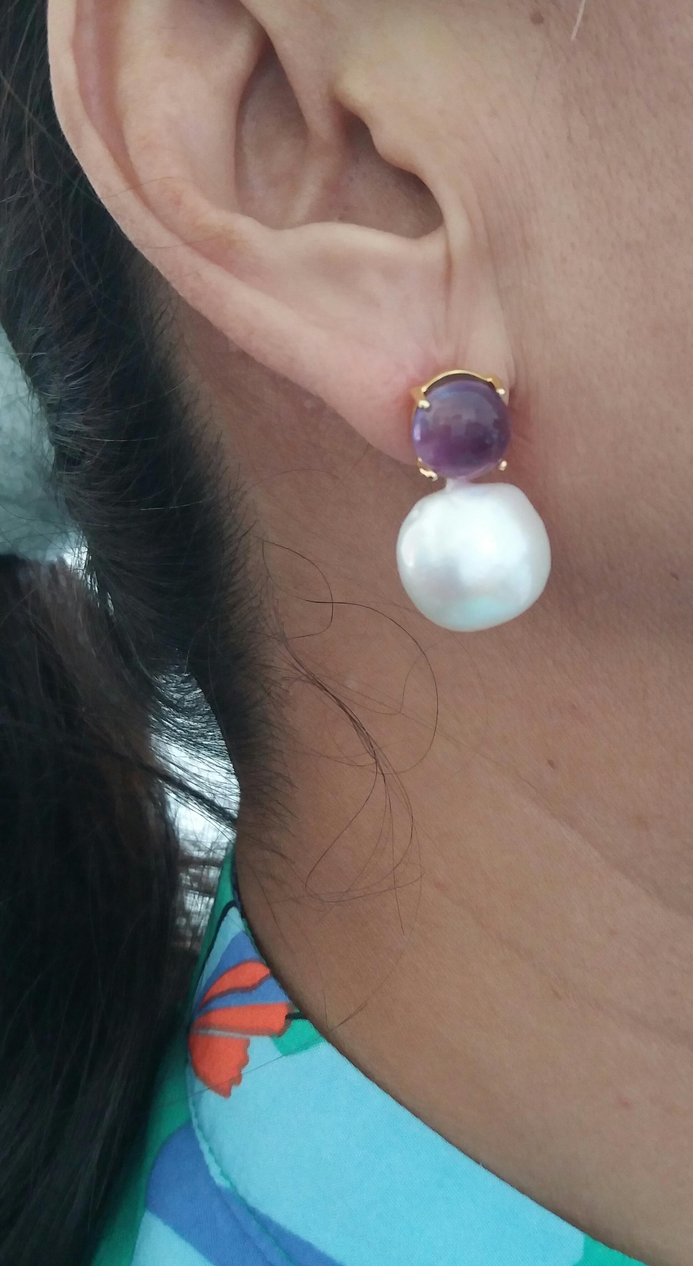 Women's Big Size White Baroque Pearls Round Amethyst Cabochons Yellow Gold Earrings For Sale