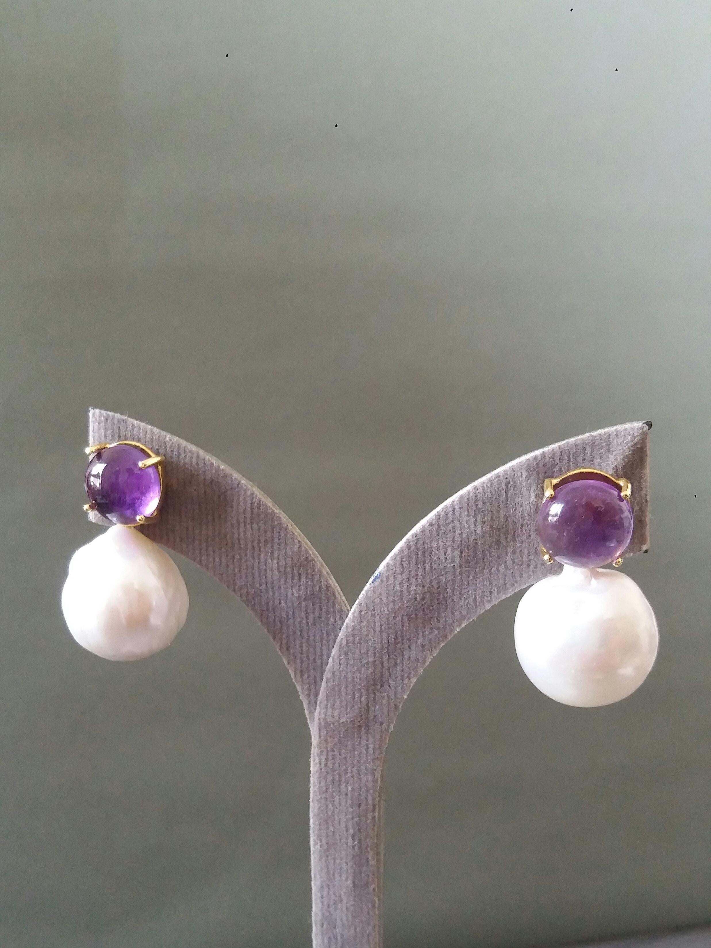 Big Size White Baroque Pearls Round Amethyst Cabochons Yellow Gold Earrings For Sale 1