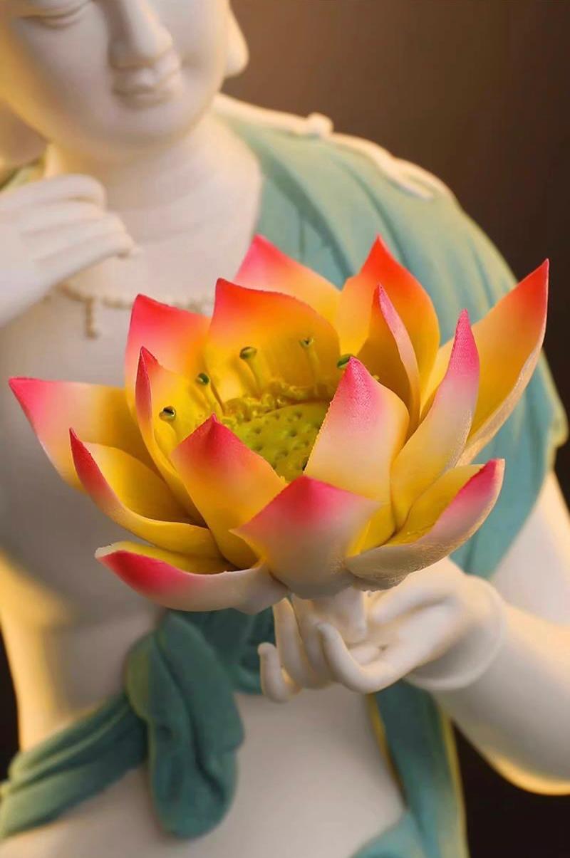 Modern Big White Porcelain Sitting Buddha in Blue Robe Holding a Lotus Flower For Sale 5