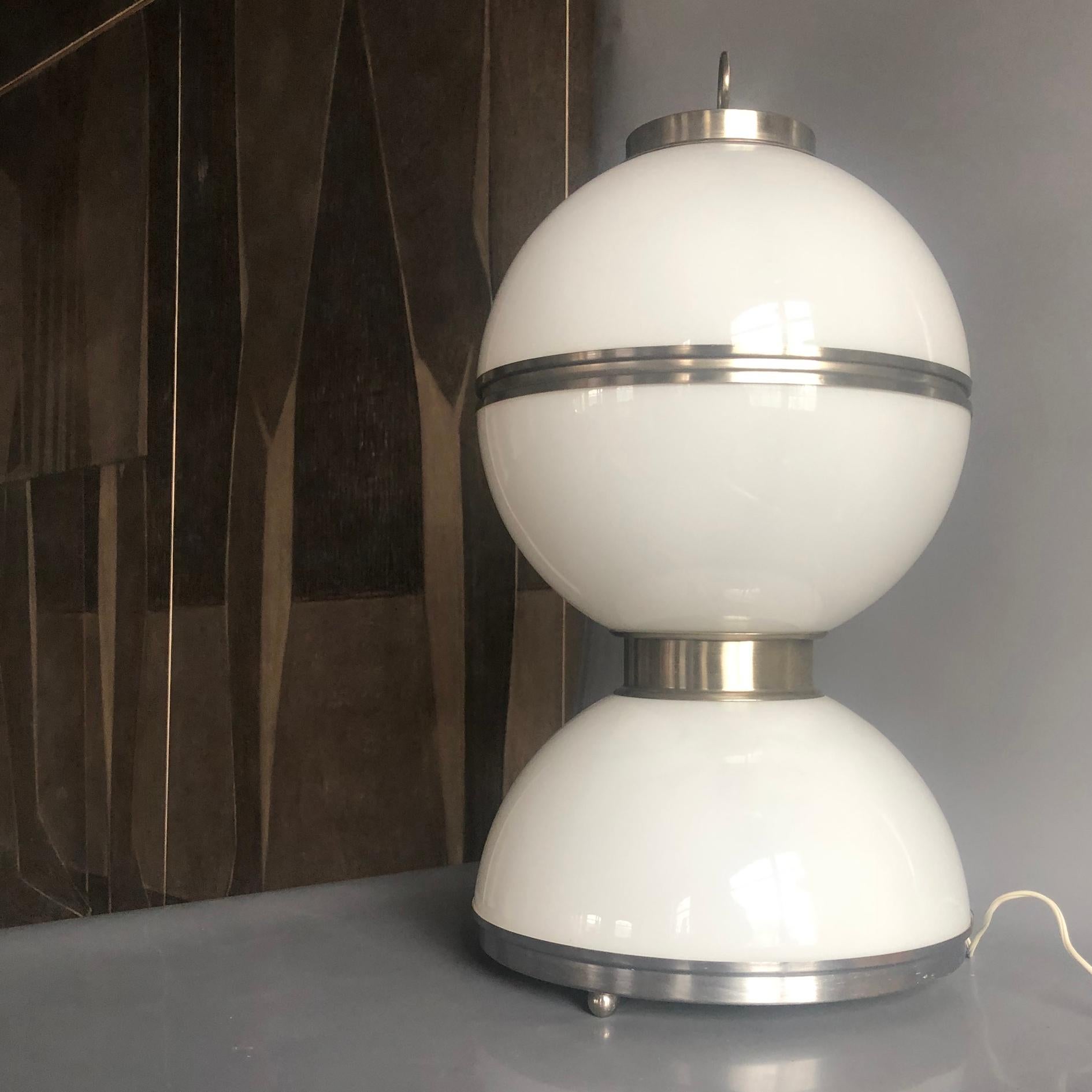 Late 20th Century Big Space Age Opaline Glass and Silvered Metal Table or Floor Lamp, Italy, 1970s For Sale