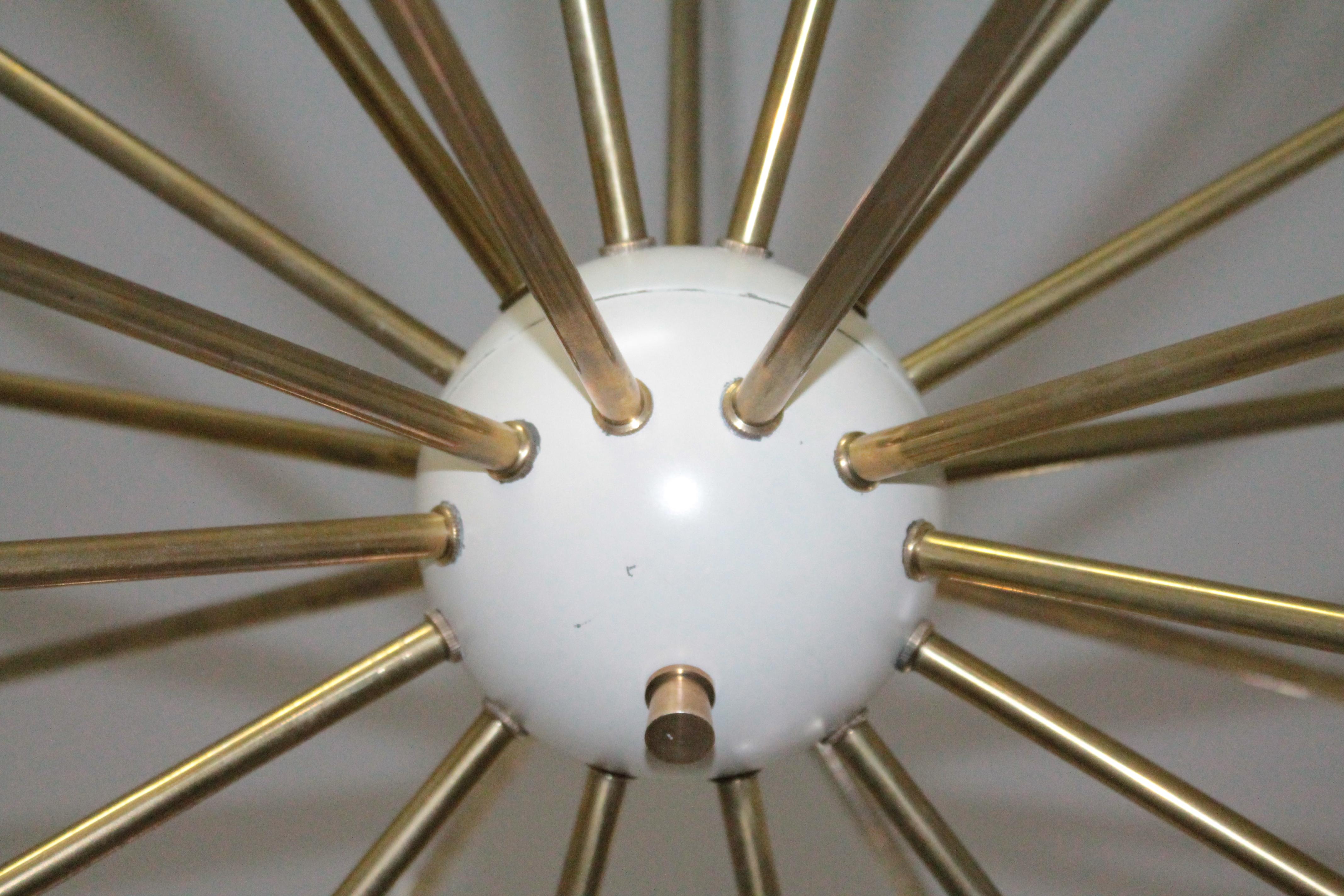 Big Sputnik Chandelier 1960s Brass 12 lights In Good Condition In Palermo, Palermo