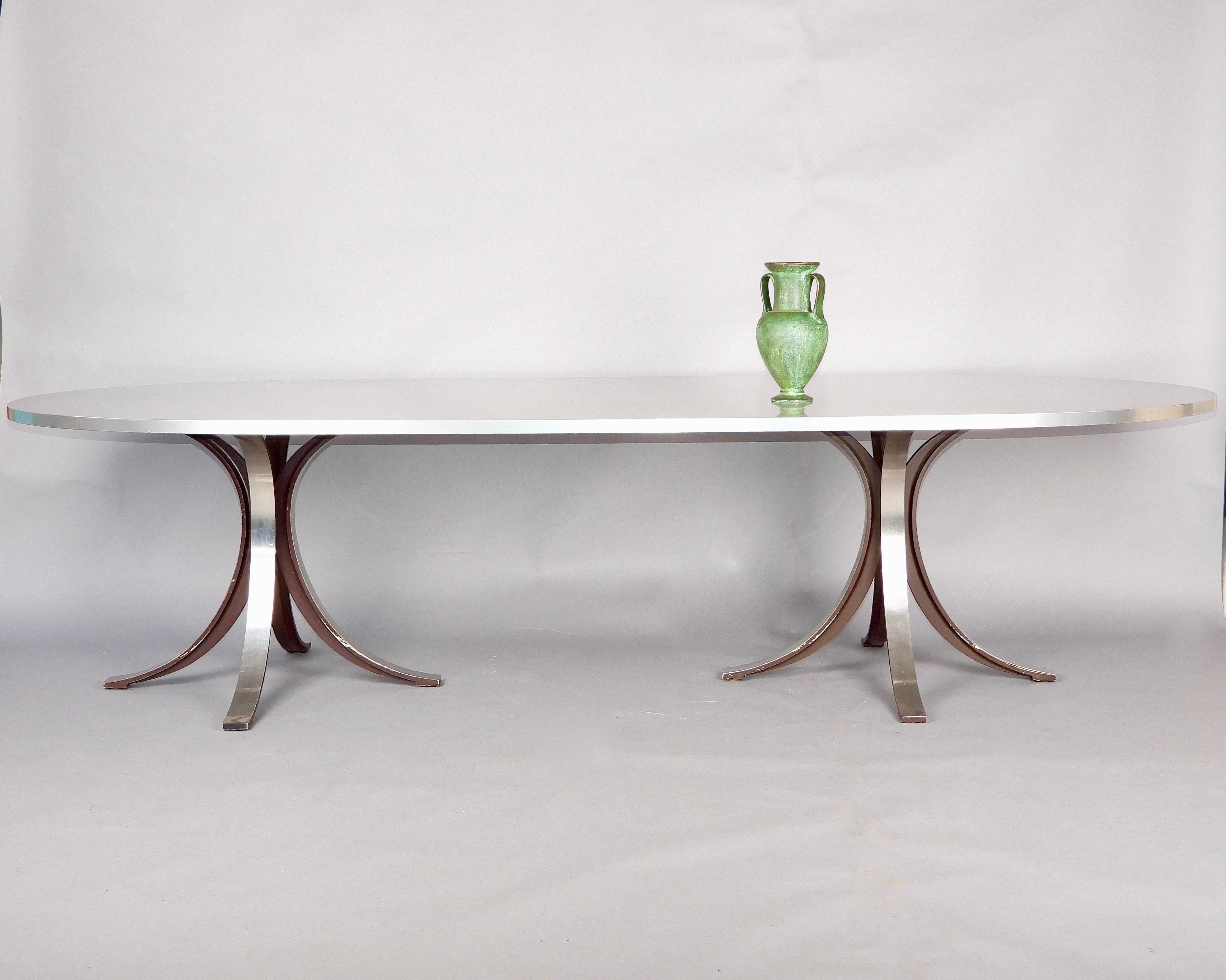 Grande table de salle à manger en acier inoxydable Tecno en vente 9