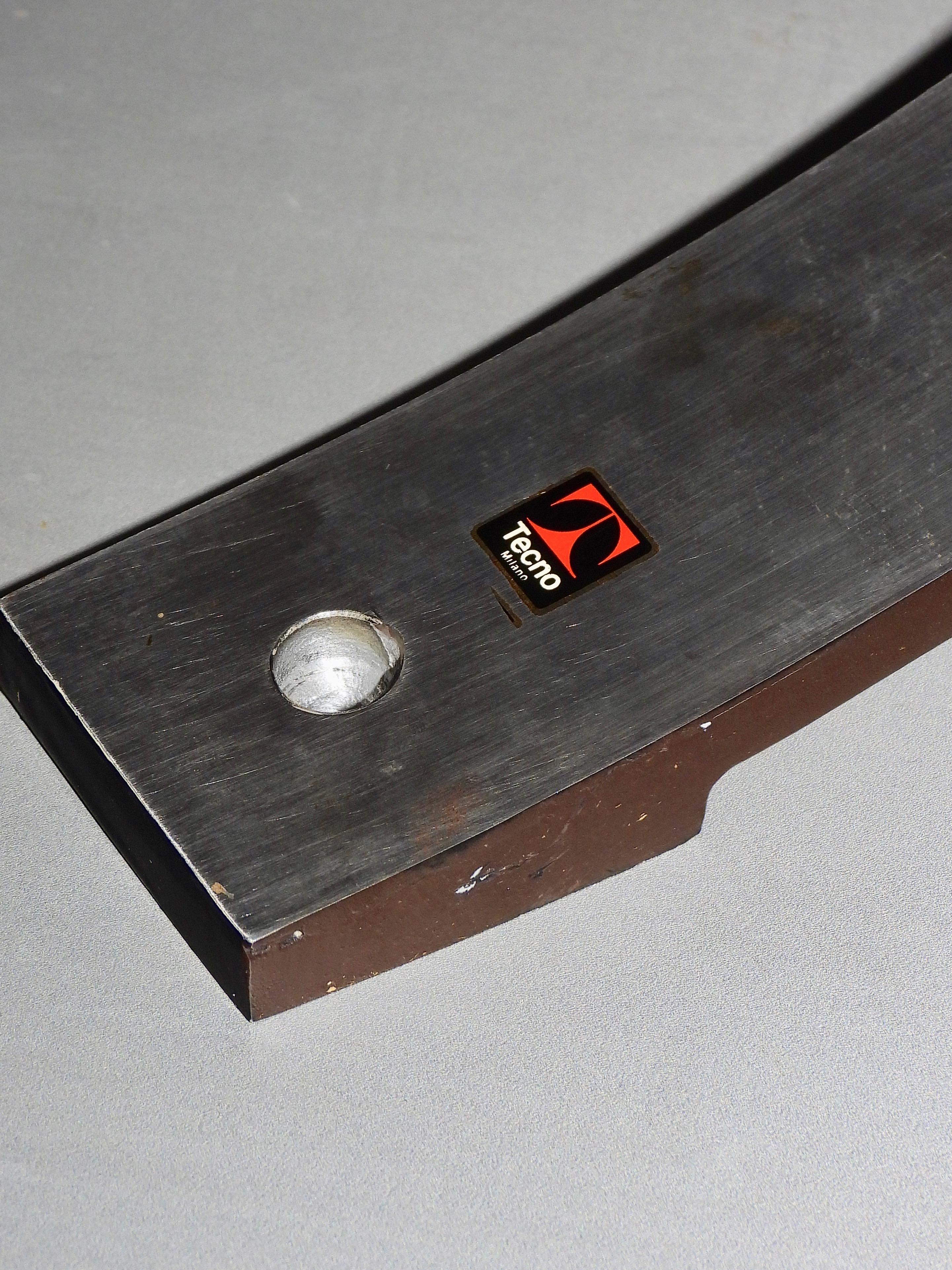 Fin du 20e siècle Grande table de salle à manger en acier inoxydable Tecno en vente