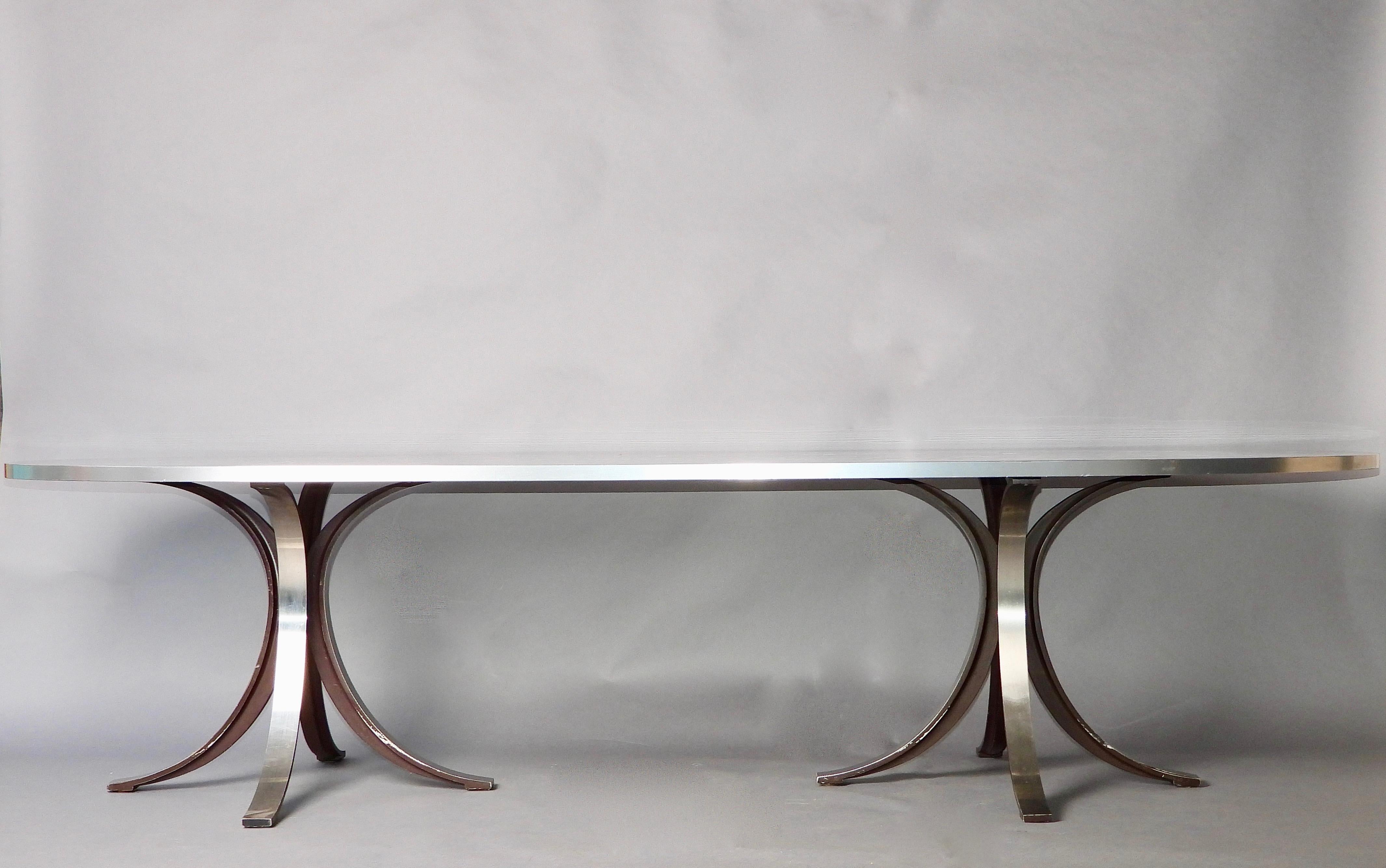 Métal Grande table de salle à manger en acier inoxydable Tecno en vente