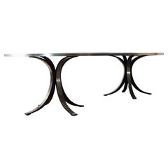 Gran mesa de comedor Tecno de acero inoxidable