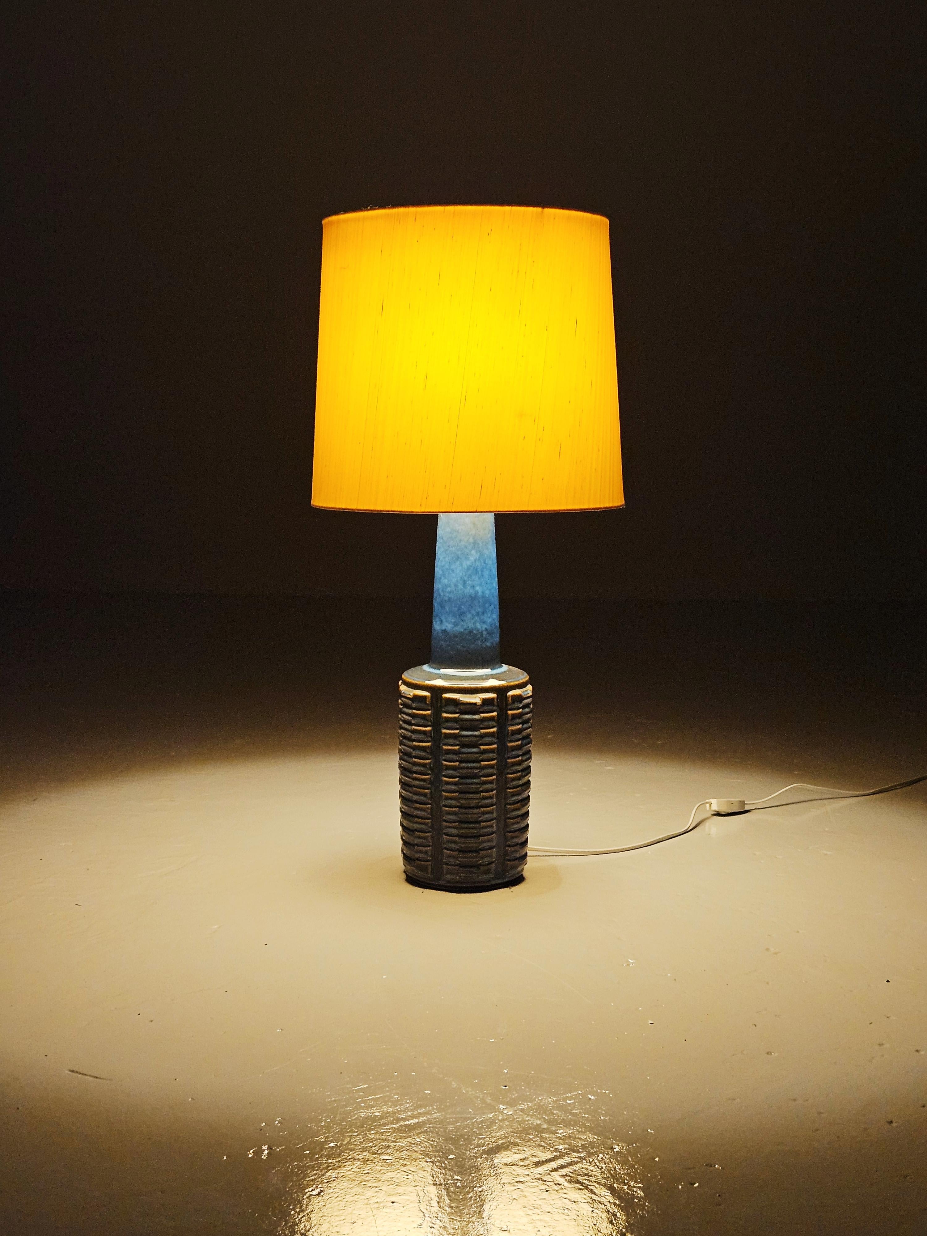 Grande lampada da tavolo in gres di Einar Johansen per Søholm Stentøj, Danimarca, anni '60 in vendita 1