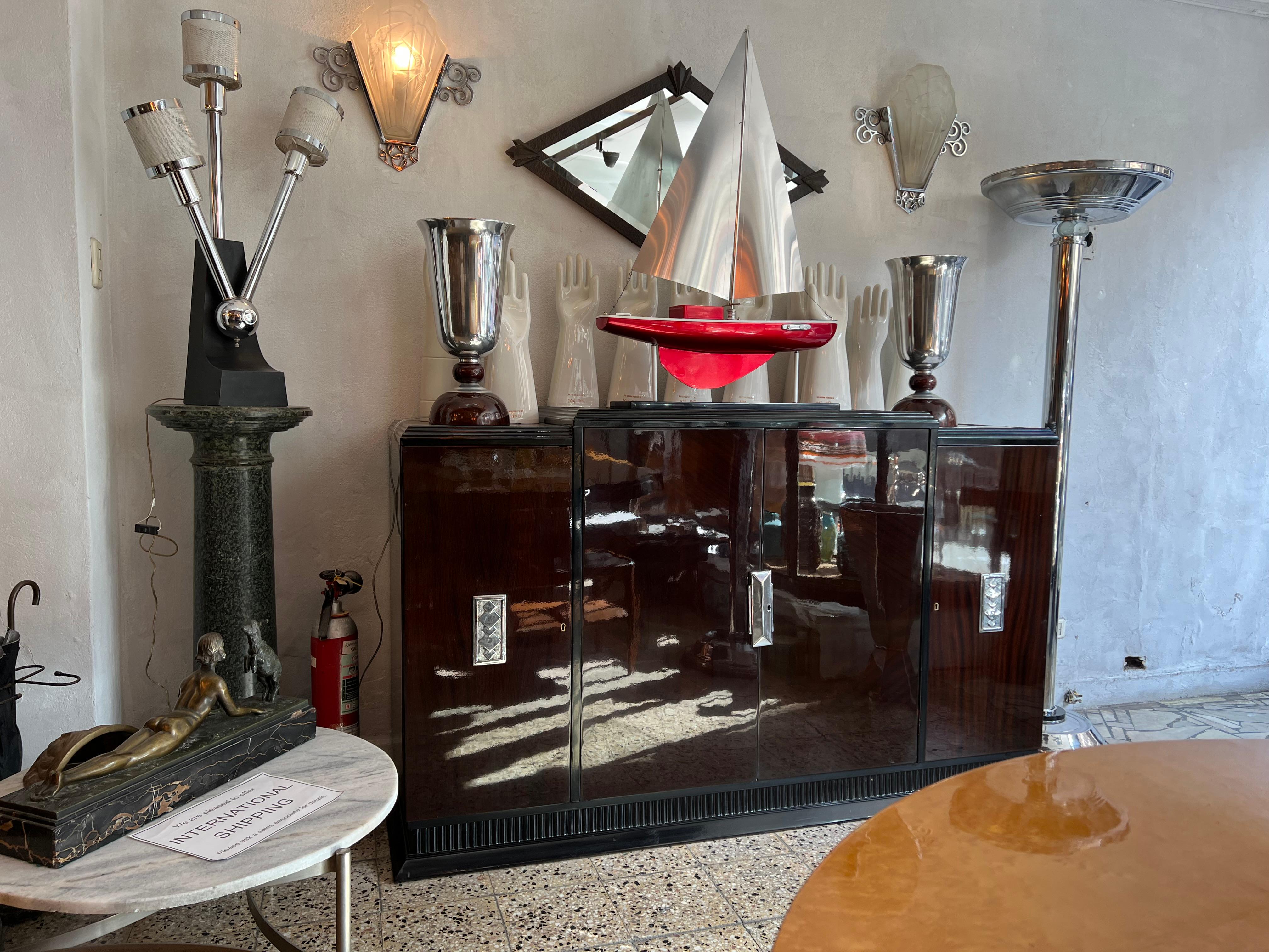 Big Table Lamp, 1950, Italian, Material: wood and chrome For Sale 8