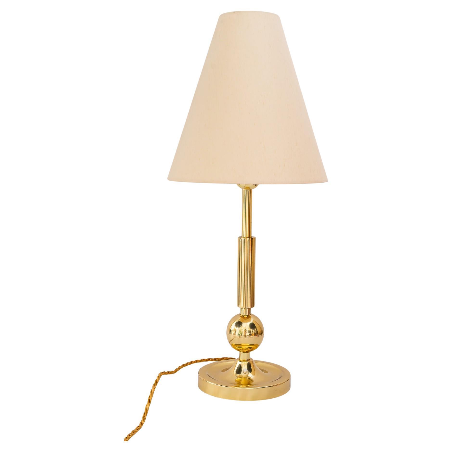 Lampada da tavolo grande con paralume in tessuto vienna 1950 circa