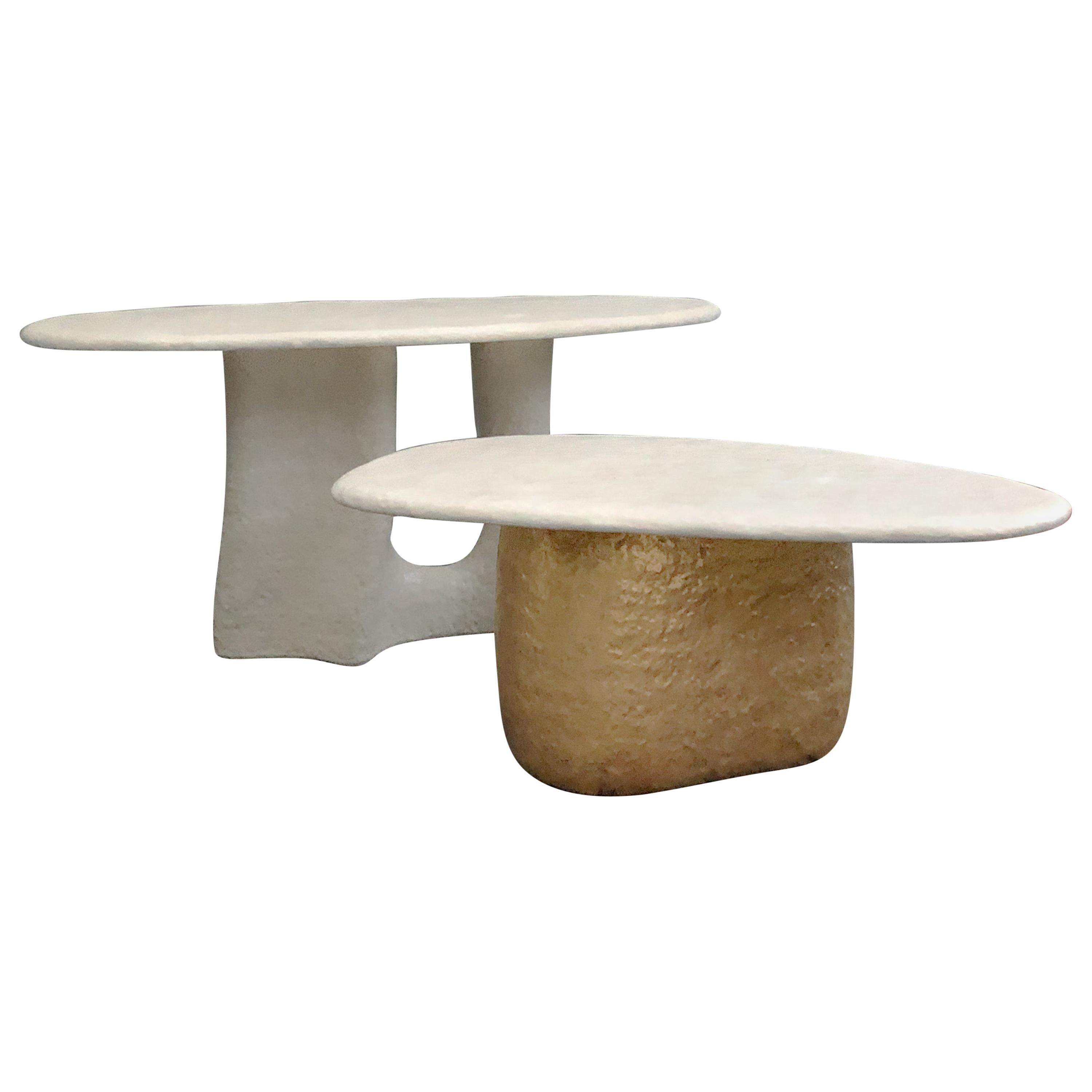 Grande table contemporaine « petite » en céramique