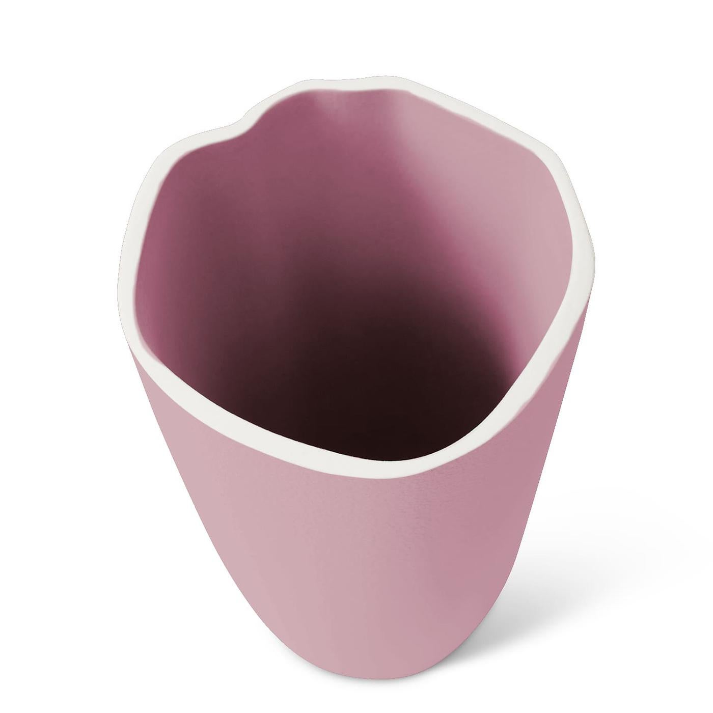Big Tidal Berry Vase  In New Condition For Sale In Milan, IT