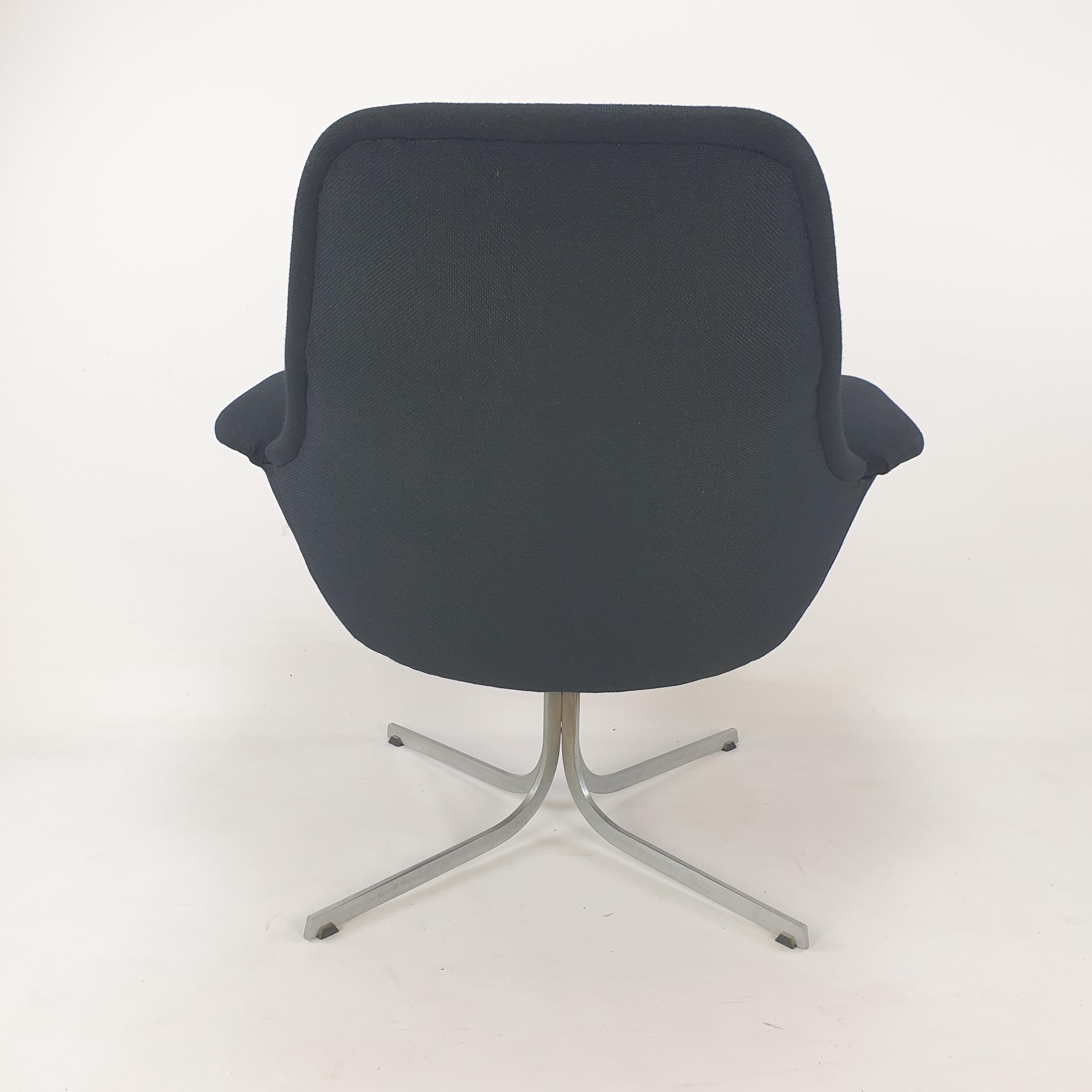 Big Tulip Armchair by Pierre Paulin for Artifort, 1960s For Sale 1
