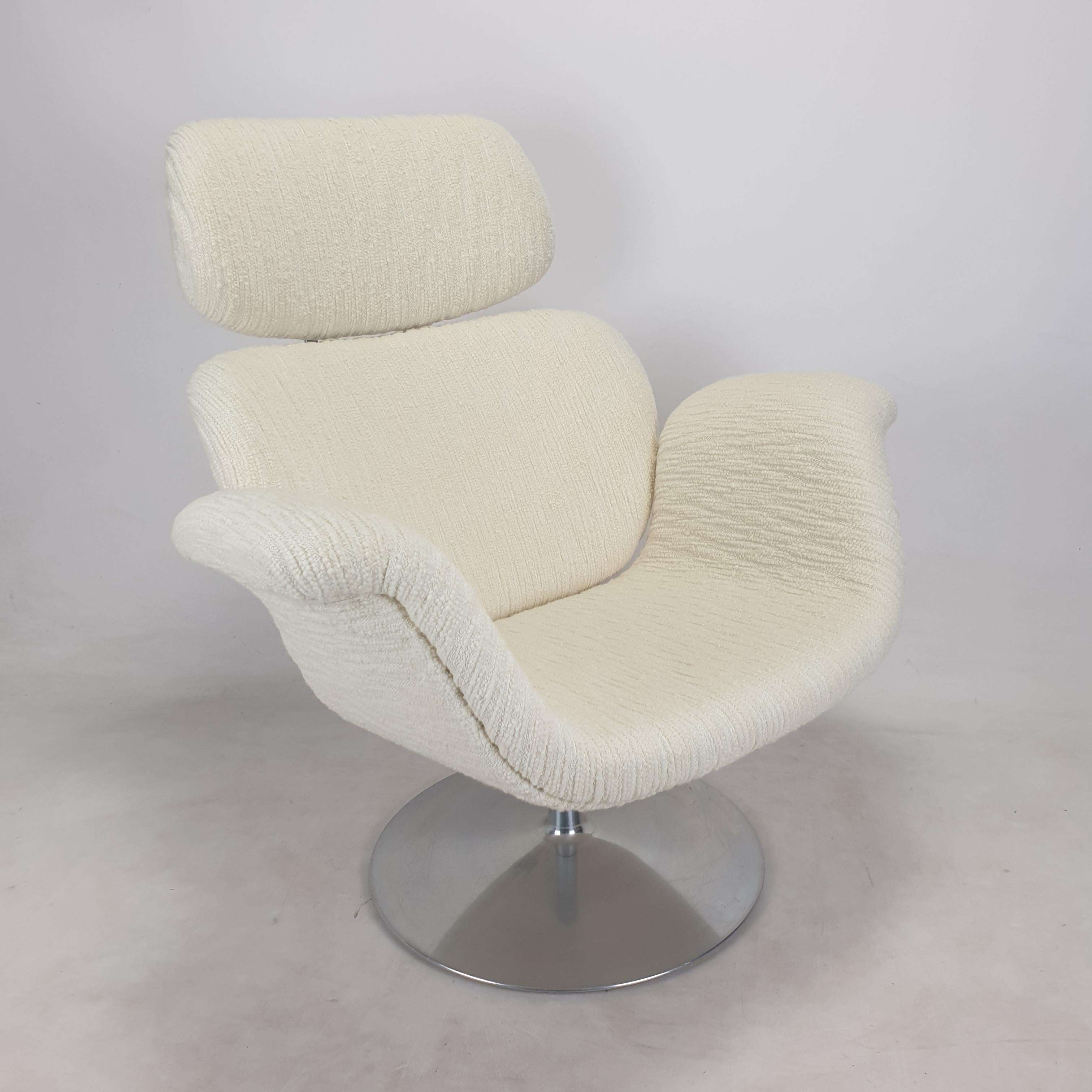 Mid-Century Modern Big Tulip Chair and Ottoman by Pierre Paulin for Artifort, 1980s For Sale
