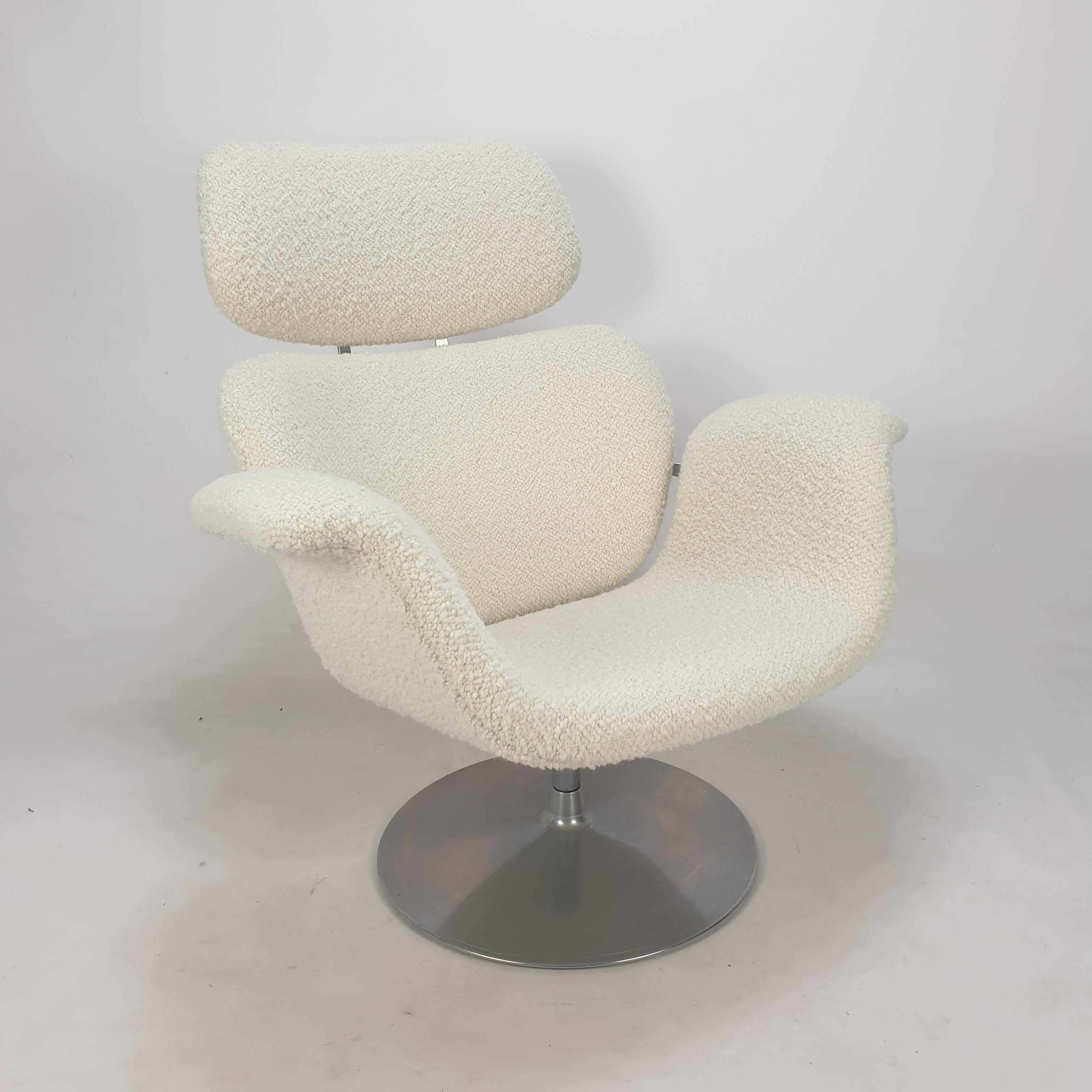 Dutch Big Tulip Chair and Ottoman by Pierre Paulin for Artifort, 1980s For Sale