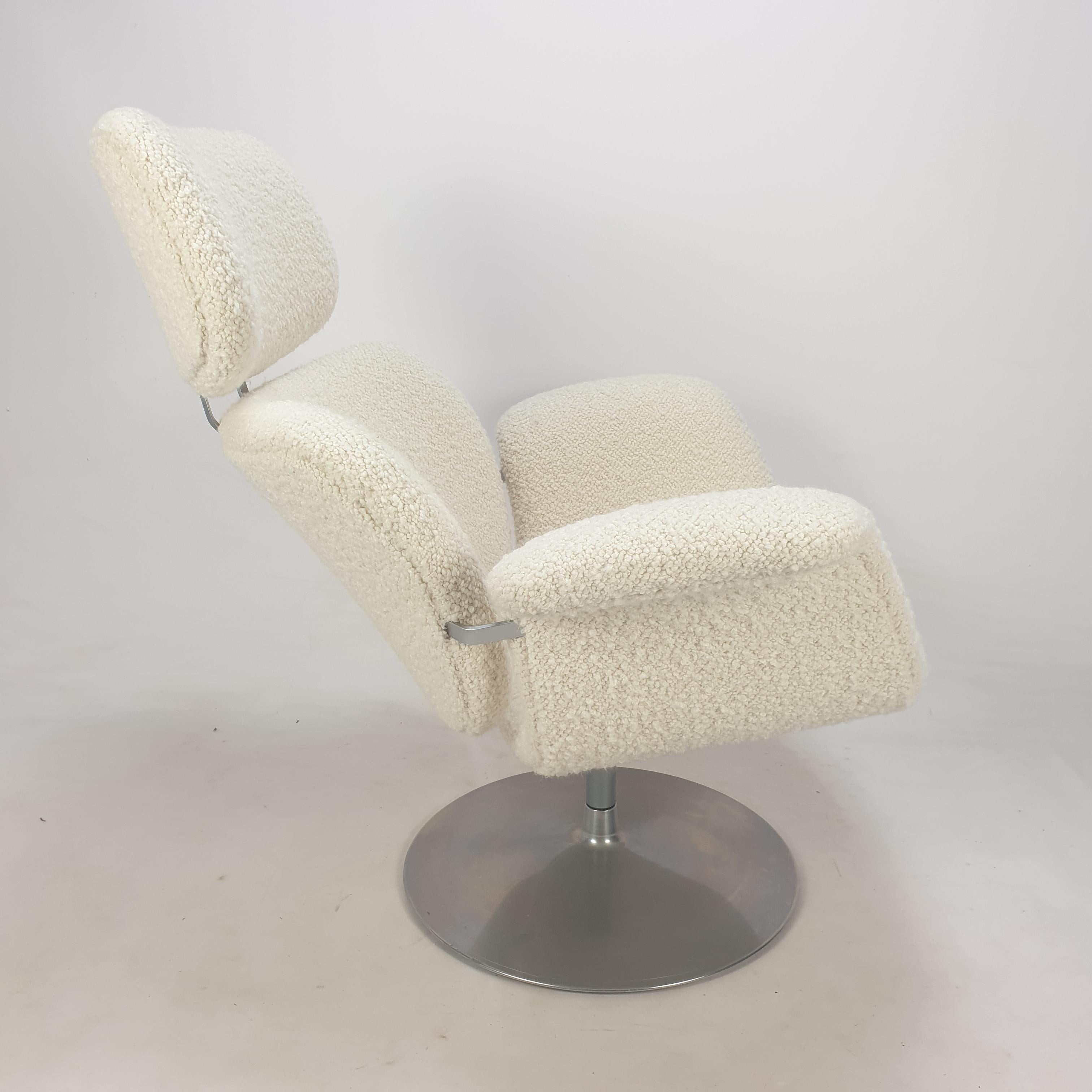 Late 20th Century Big Tulip Chair and Ottoman by Pierre Paulin for Artifort, 1980s For Sale