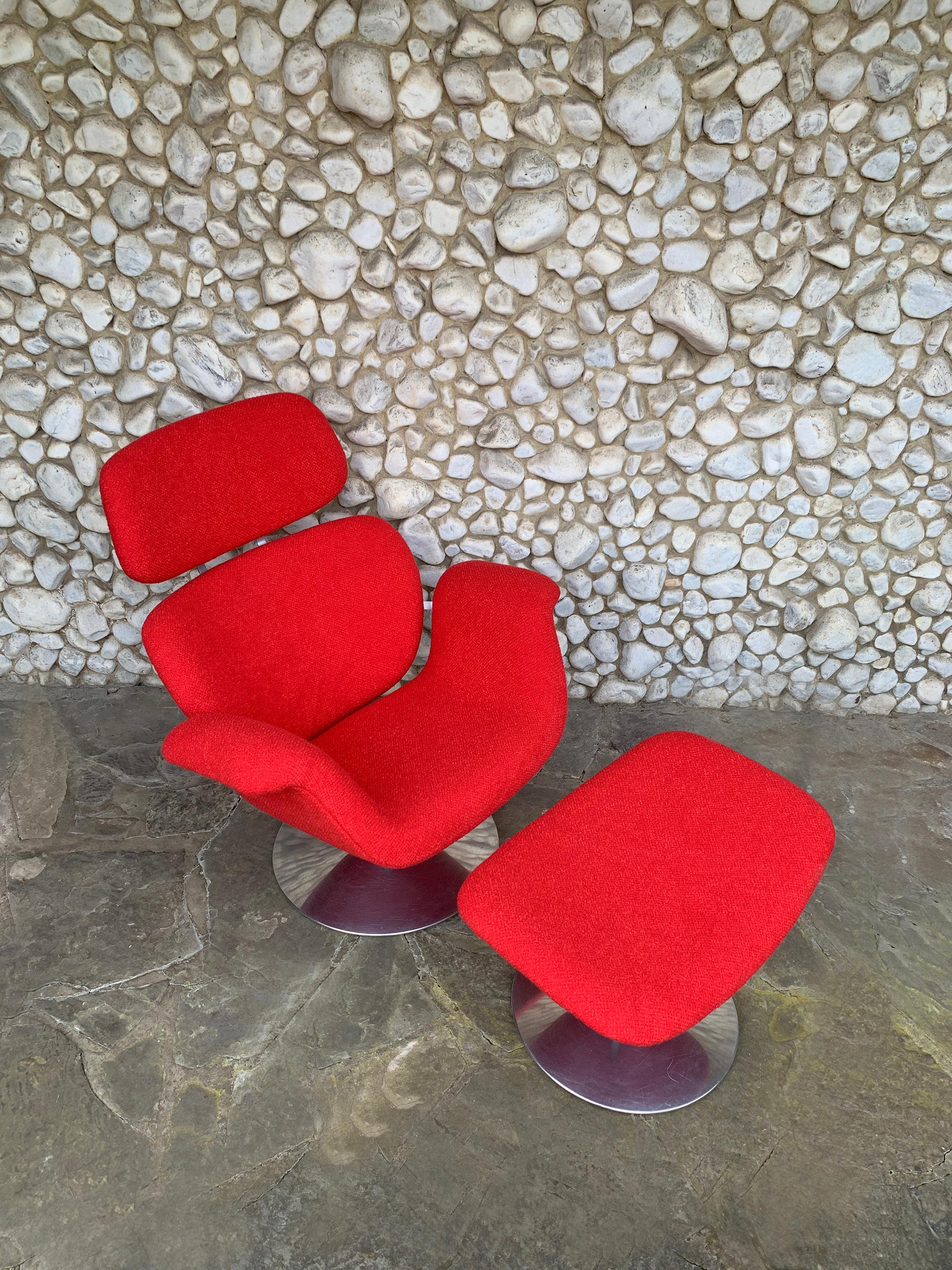 Dutch Big Tulip Lounge Chair and Ottoman by Pierre Paulin for Artifort, 1980s