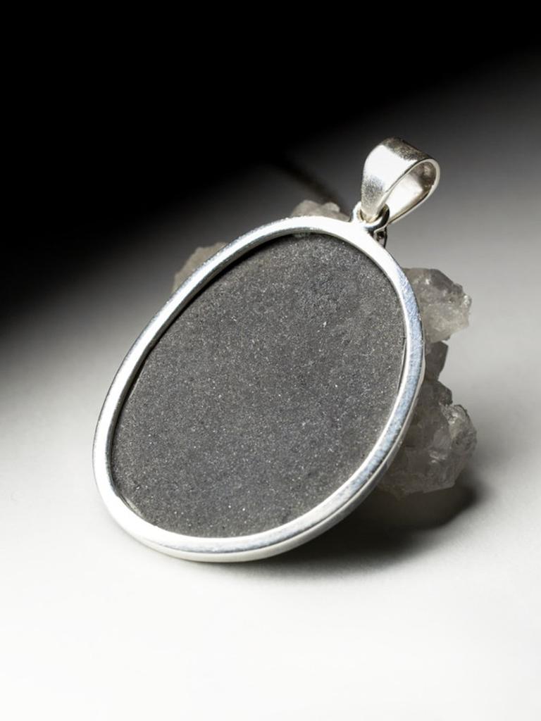 Taglio ovale Grande ciondolo d'argento Uvarovite Greene & Greene s naturale Gemma regalo gioielli di guarigione in vendita