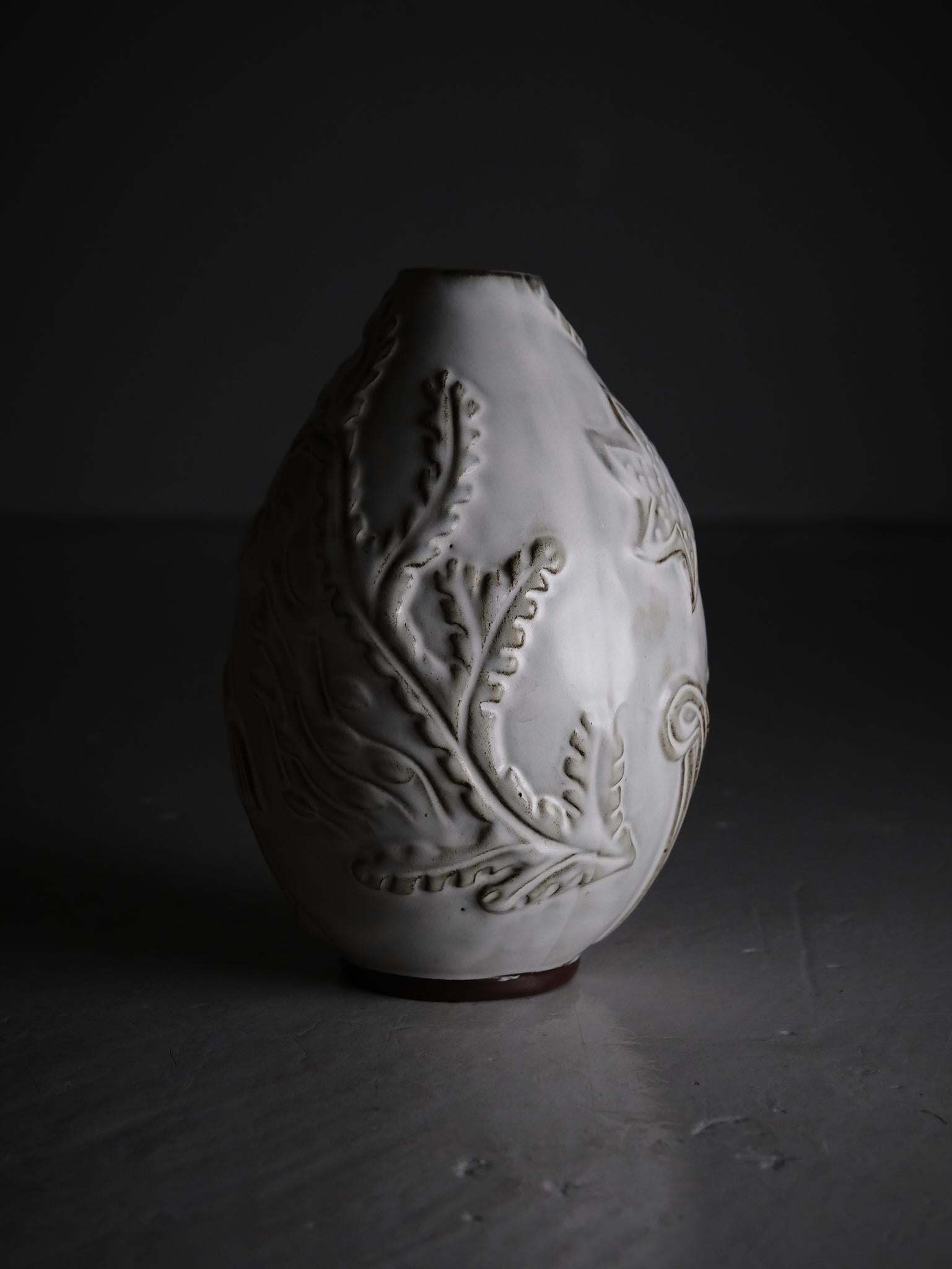 Suédois Grand vase d'Anna-Lisa Thomson pour Upsala Ekeby, Suède, années 1940 en vente