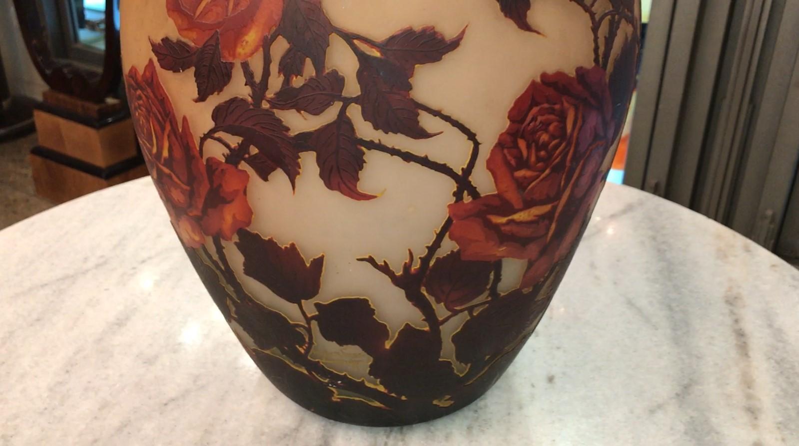 Big Vase, Sign: Muller Freres Luneville, (Roses Flowers) Jugendstil, Art Nouveau For Sale 10