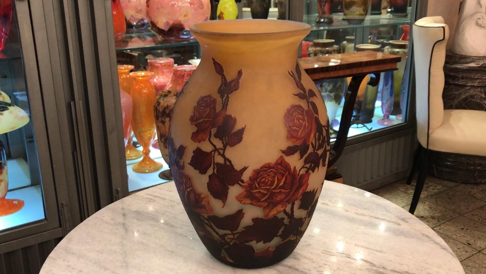 Big Vase, Sign: Muller Freres Luneville, (Roses Flowers) Jugendstil, Art Nouveau For Sale 14