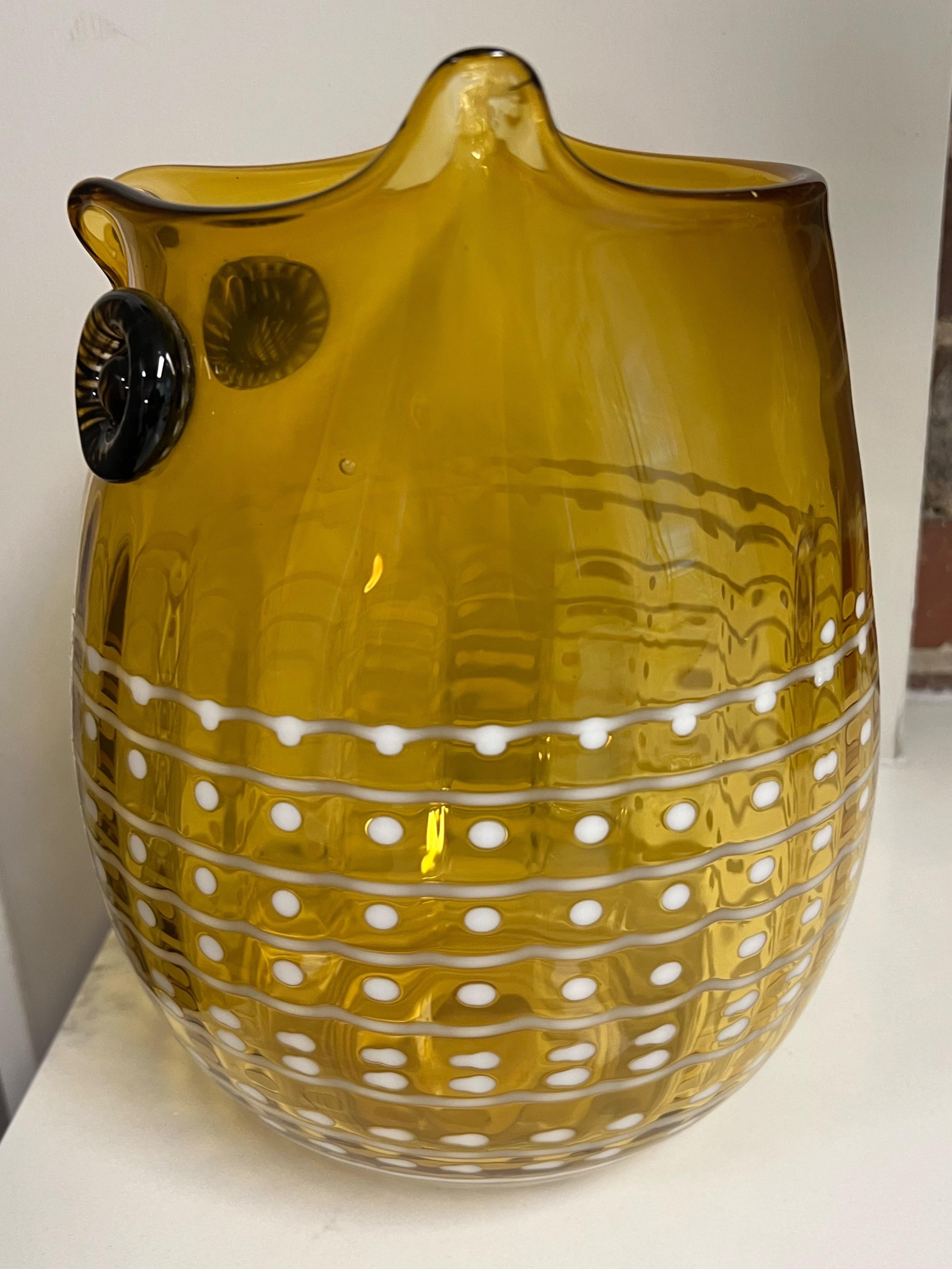 Big Vintage 1970s Blenko Art Glass Modernist Owl Design Vase In Good Condition For Sale In Charleston, SC