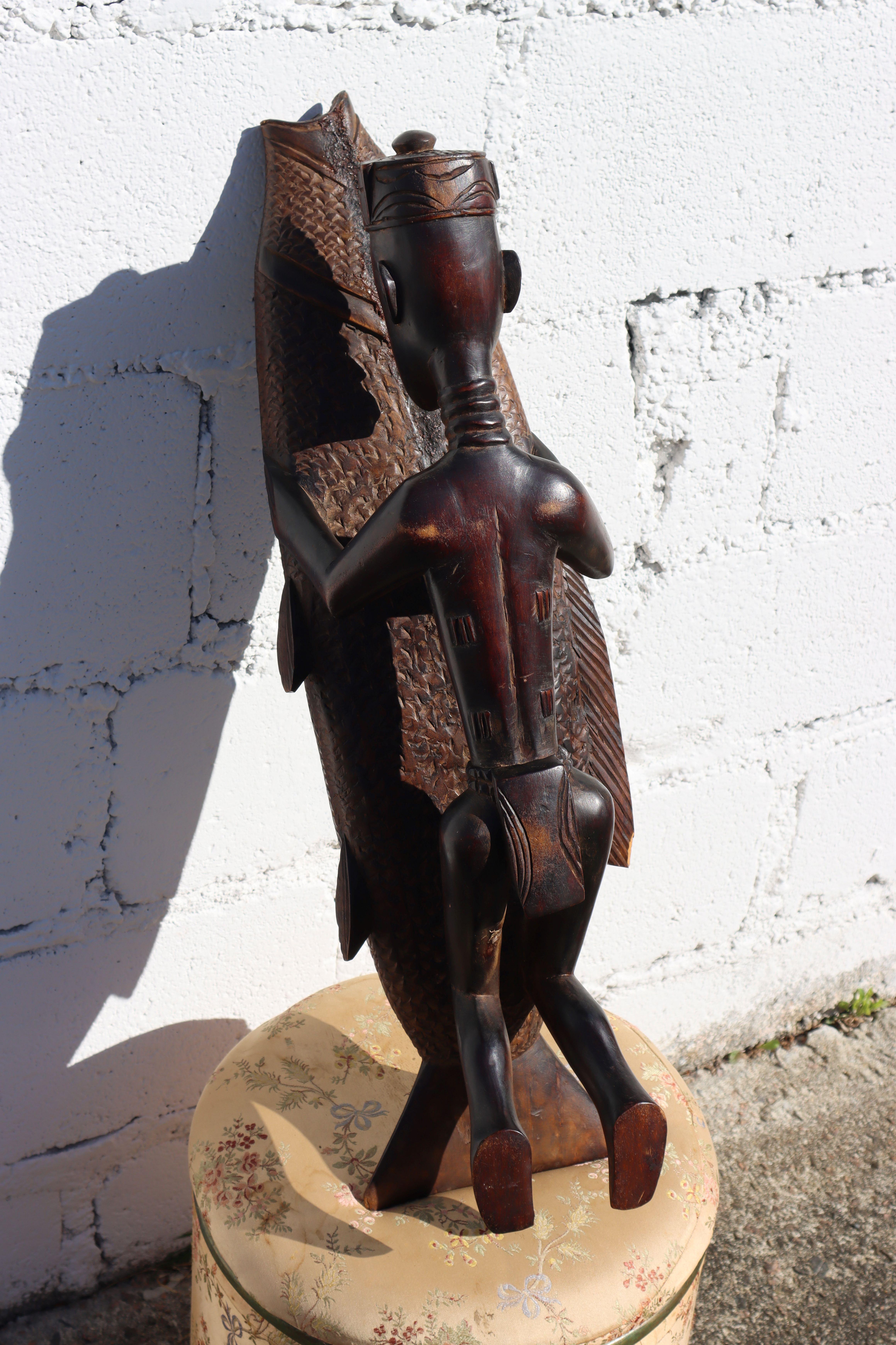 Big Vintage African Hand Carved Ebony Statue - Reclining Object Table Decoration For Sale 3