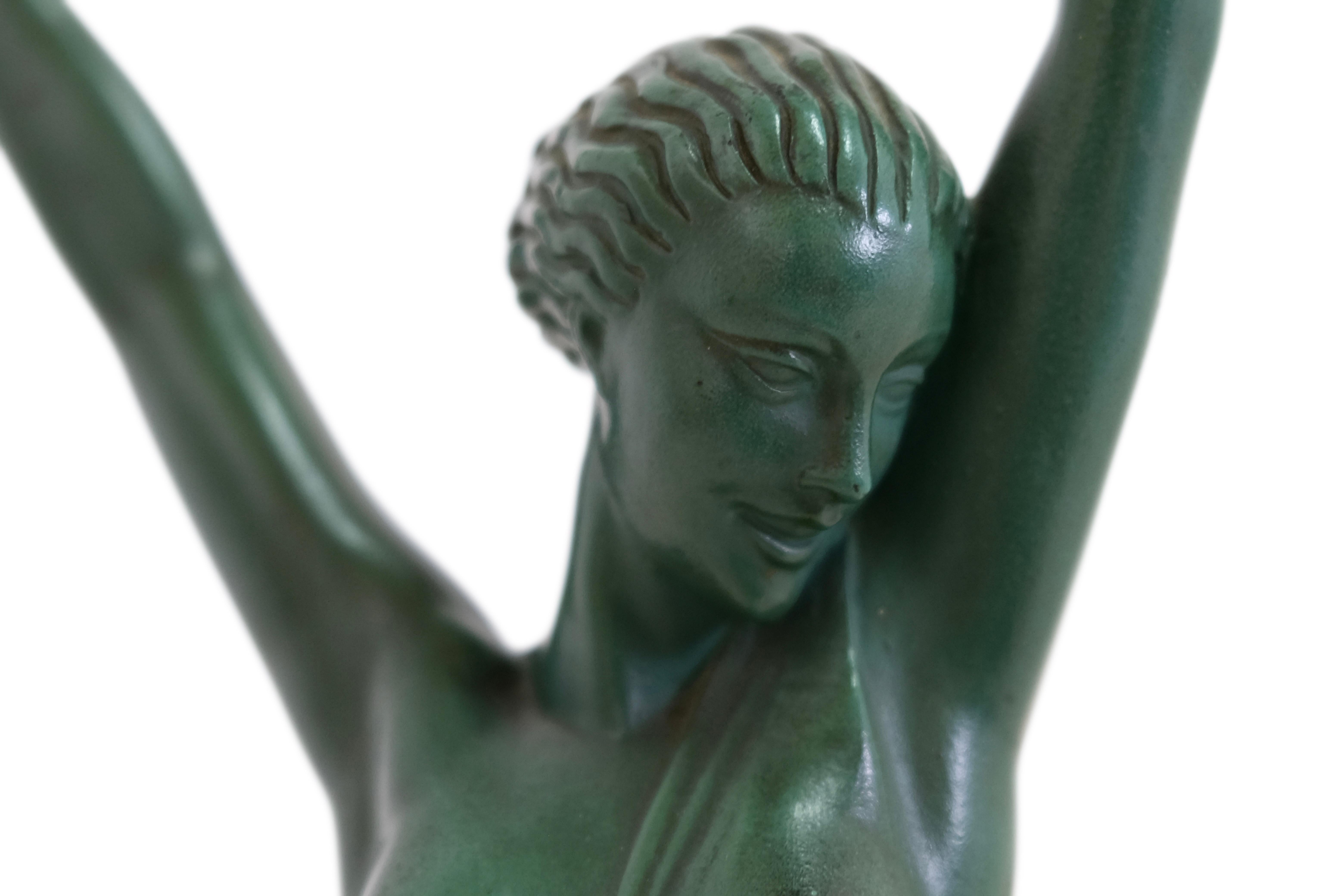 Grande sculpture Art Déco Olympia vintage de Pierre Le Faguays pour Max Le Verrier en vente 3
