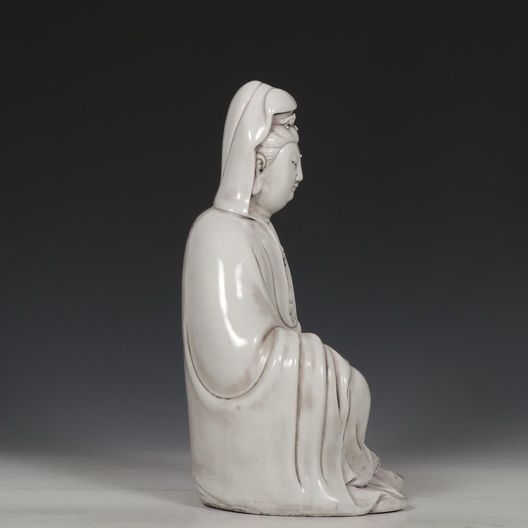 Big Vintage Chinese White Glazing Sitting Guan Yin Buddha Statue 4