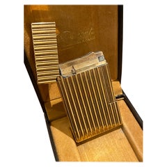 Big Vintage AT&T. Accendino Dupont Paris Ligne 2 / Line 2, placcato oro + Scatola.